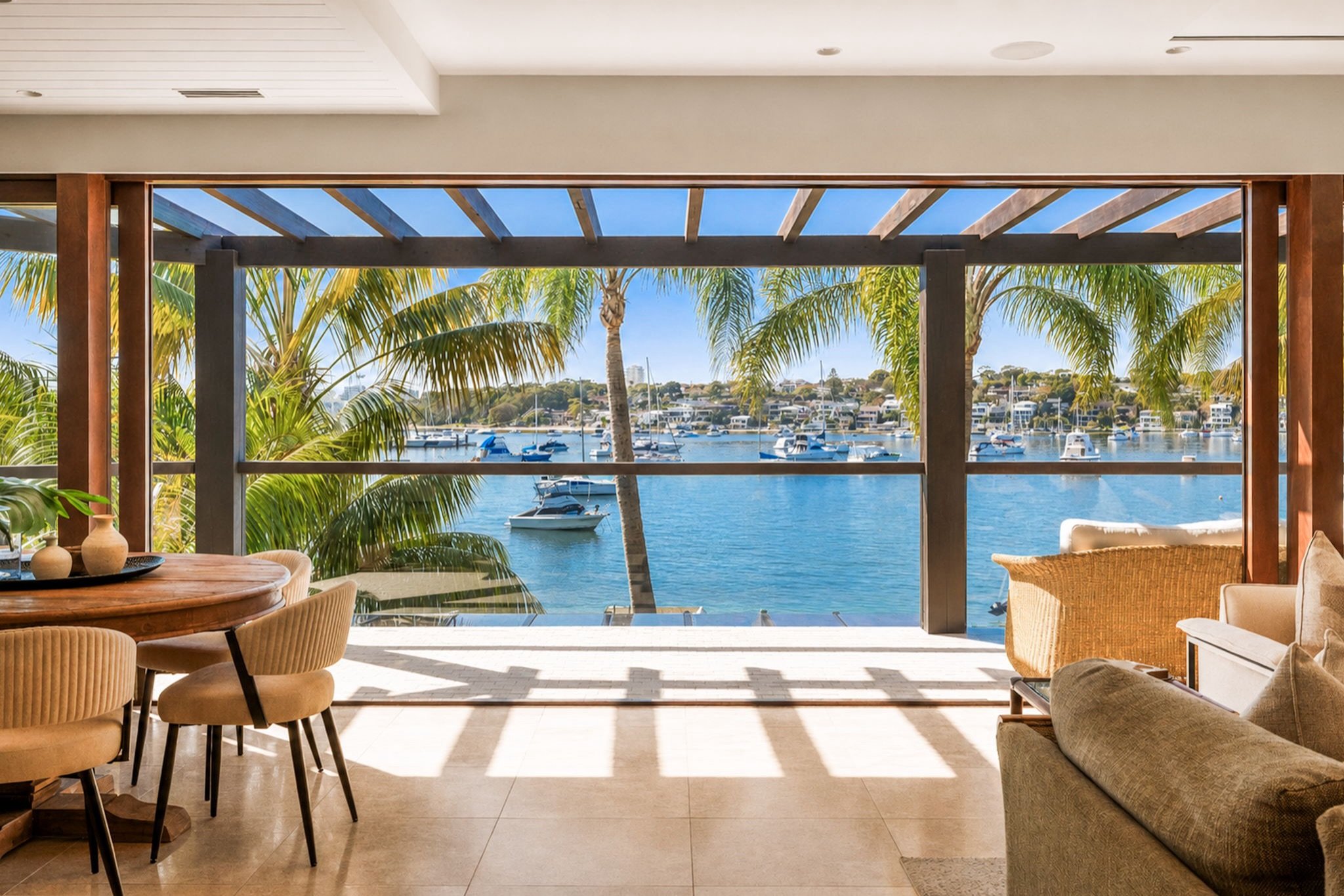 Home Tour: We love a little property snoop, and this tropical paradise is no exception...👀🌴

Lush gardens, rich timber, natural rock walls and ever-changing views of yachts passing across Gunnamatta Bay. It&rsquo;s giving Tarzan and Jane, Burraneer