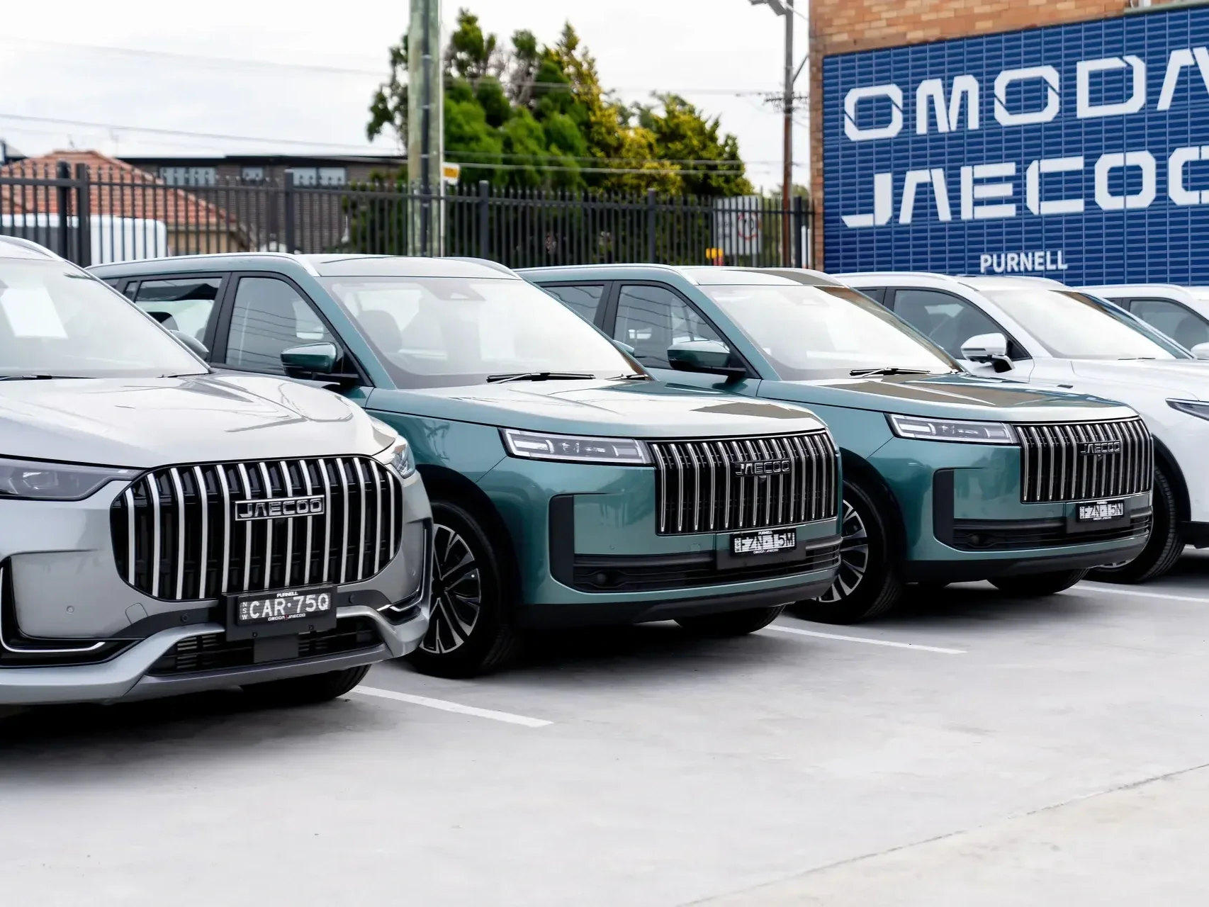 a row of omoda jaecoo cars at the Blakehurst dealership