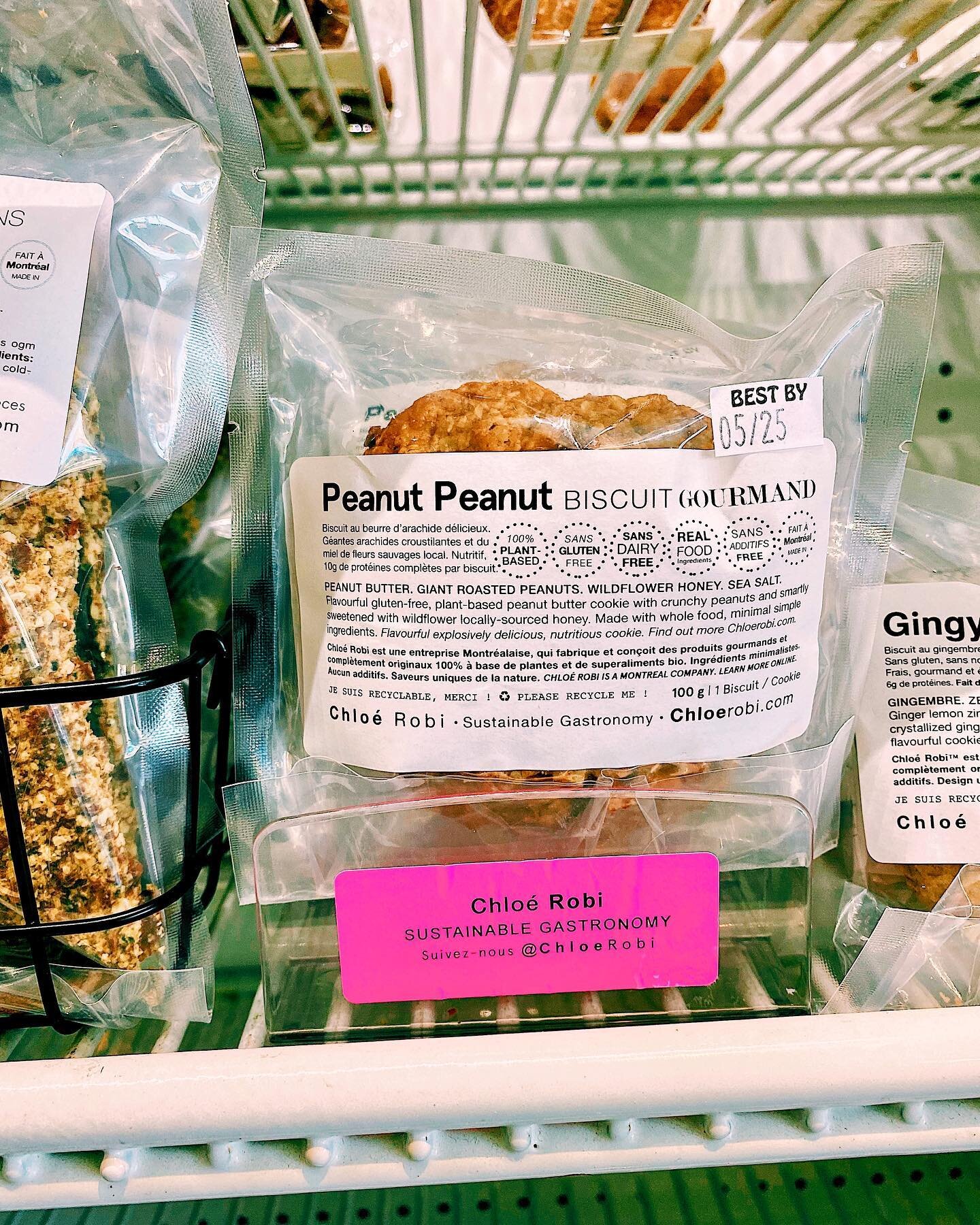 Peanut Peanut !!! 📸 took this at Rejuice Juice Bar, freshly re-stocked yesterday and ready for the week. Open everyday! Visit them 💖🍪🌻🌈🧃🍃 #LocallyOwned #Westmount #MtlFood 

To try a #ChloeRobi product, you can visit any one of my stockists, f