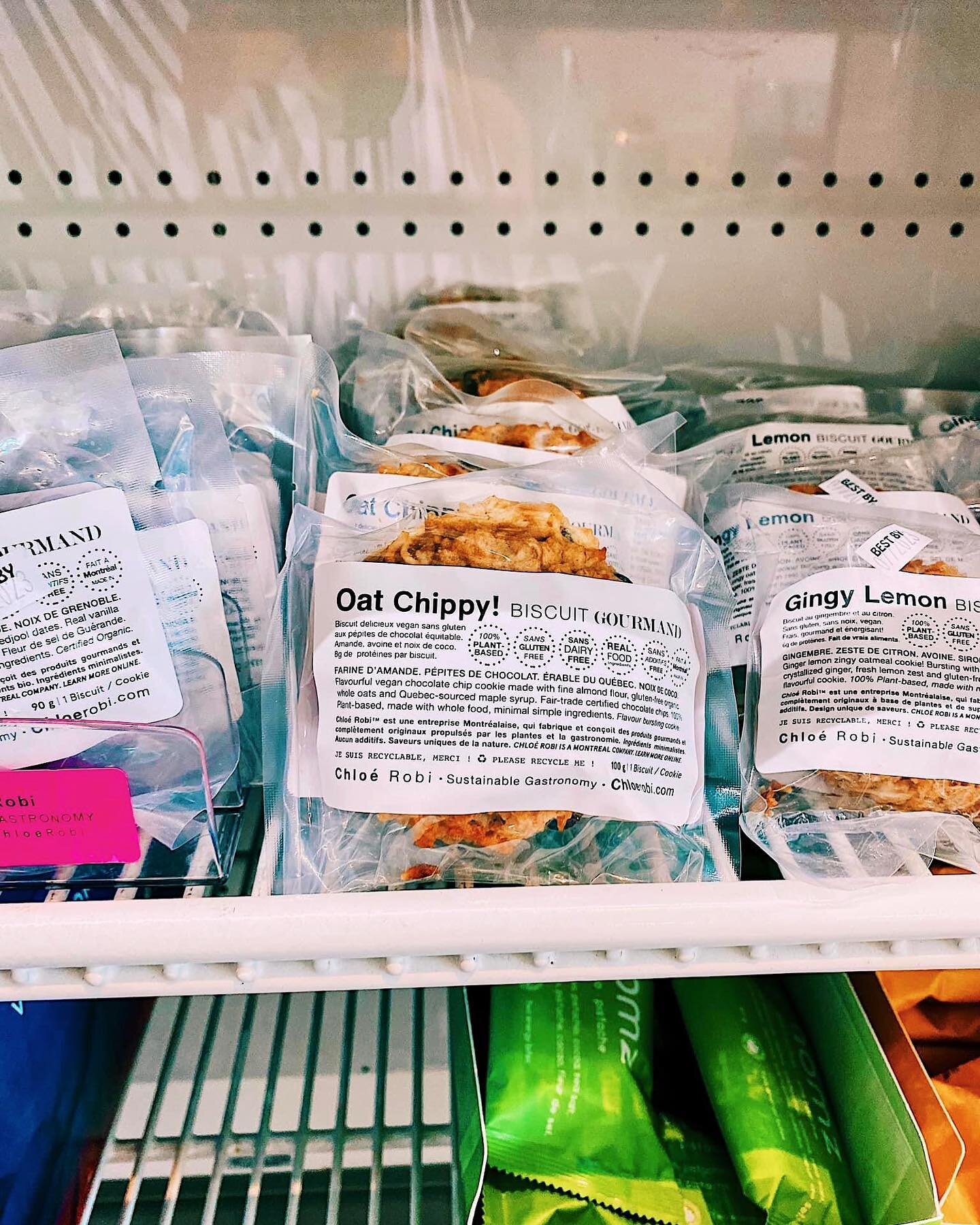 Oat Chippy! #Chloerobi biscuits p&eacute;pites de chocolat gourmands. Ingr&eacute;dients minimalistes, simples et nutritifs.

Oat Chippy! delicious chocolate chip cookie. Minimal ingredients, nutritious and super tasty! 

⭐️ New products: Chloerobi.c