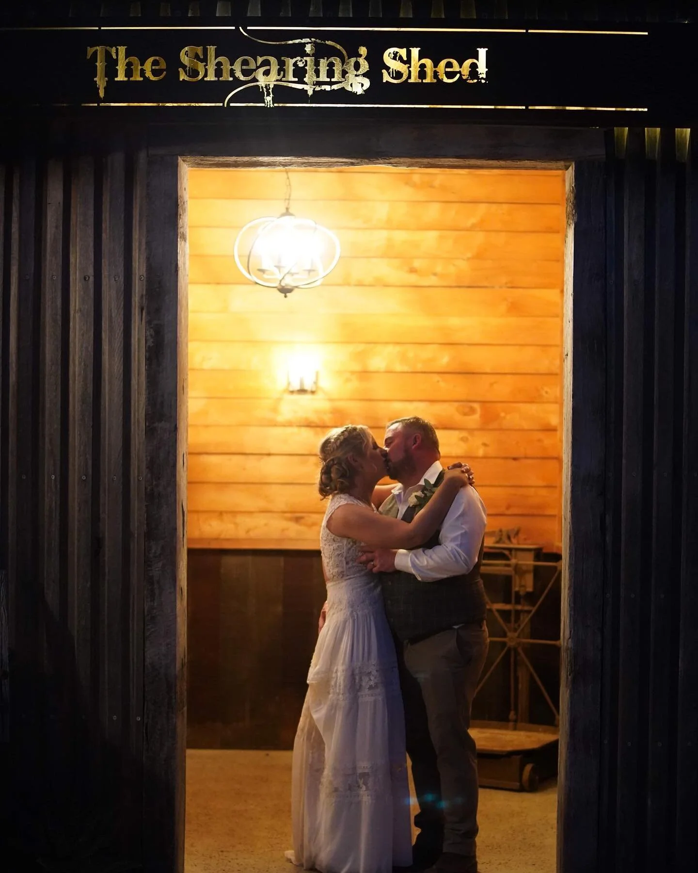 Back at @theshearingshed again and as always it was a ripper night ✌️

- SERVICES PROVIDED -
🎶🎤 DJ / MC
📷🥳 Indoor booth @thephotoboothgirl