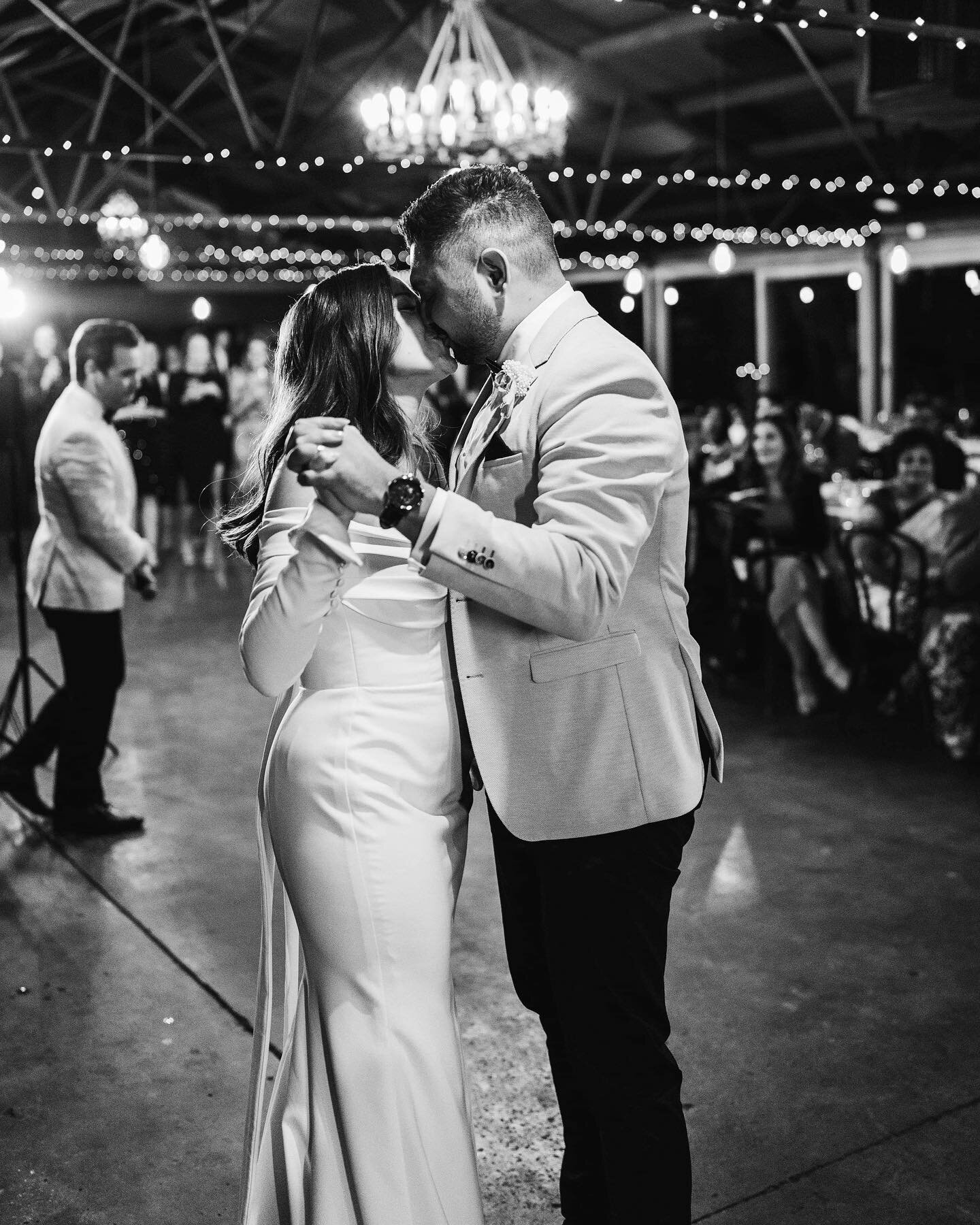 Sweet moments like this! 

Photo: @ashleighhaasephotography