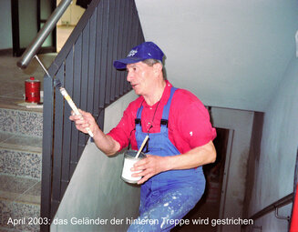 2003-04-32-24 Streichung Geländer im hinterenTreppenhaus.jpg