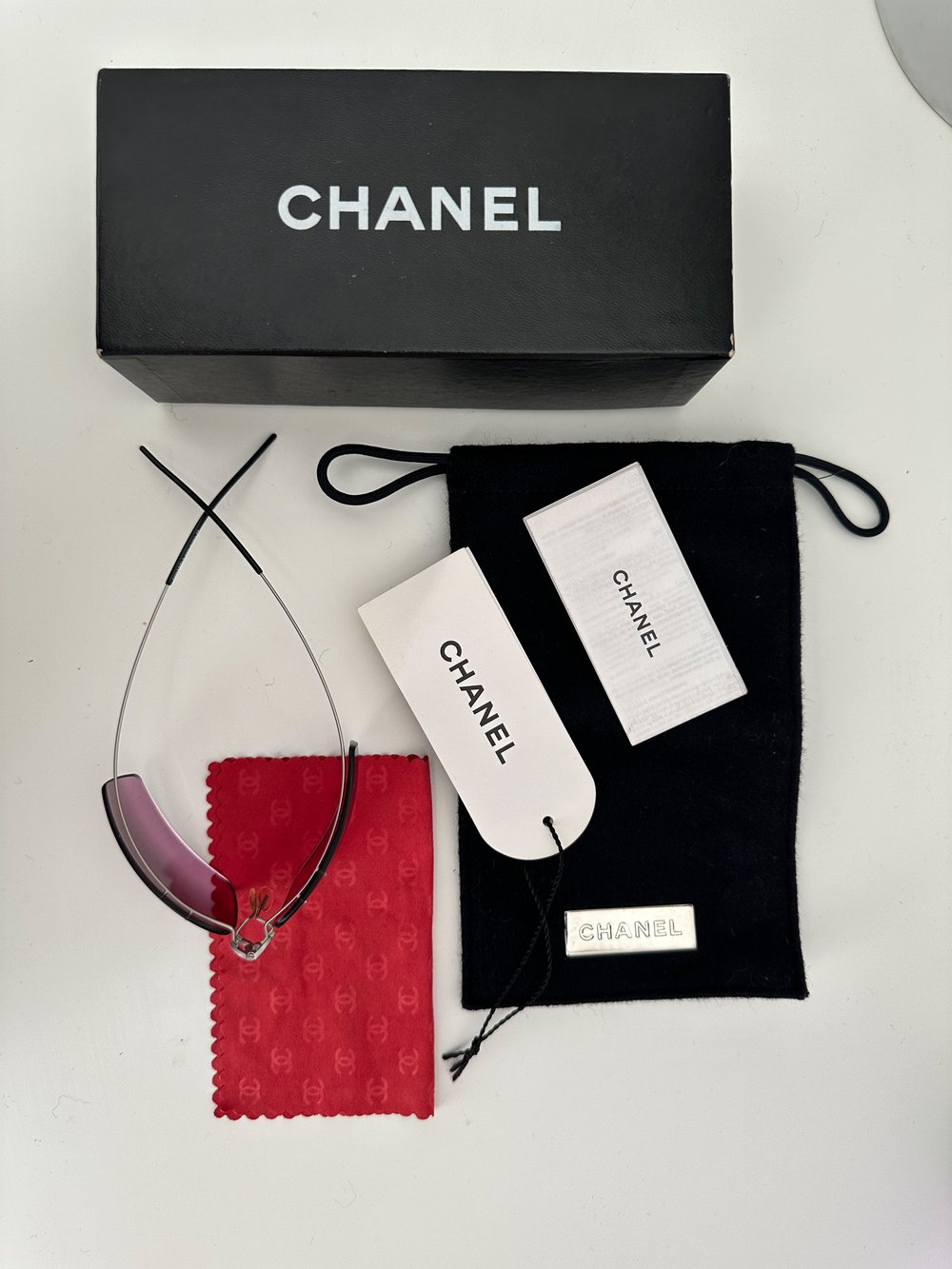 Vintage Chanel Y2K Sunglasses — JNELV