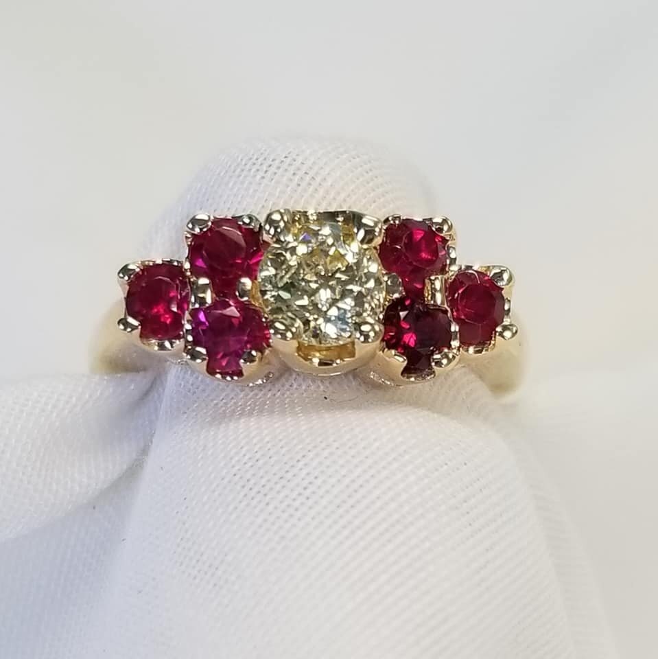 14kt Yellow Gold Diamond and Ruby Ring