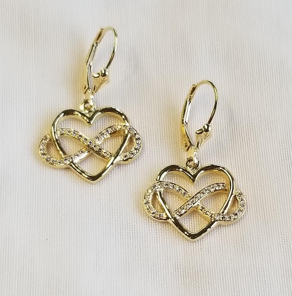 18kt Yellow Gold Infinity/heart Earrings with Diamonds