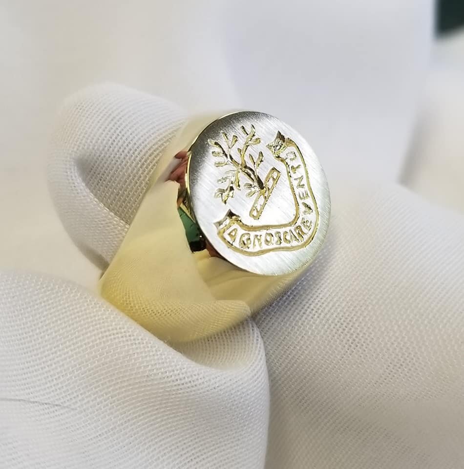 18kt Yellow Gold Family Crest Ring