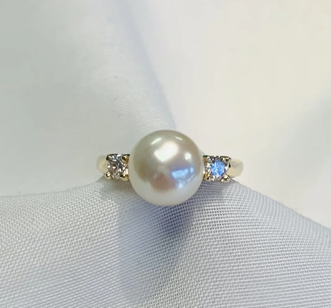 14k Yellow Gold Pearl and Diamond Ring