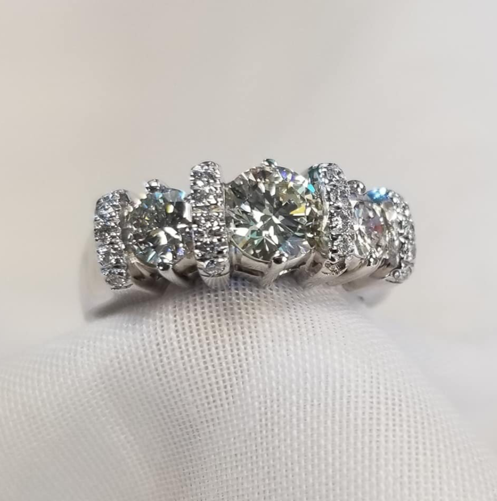 14kt White Gold Diamond Ring