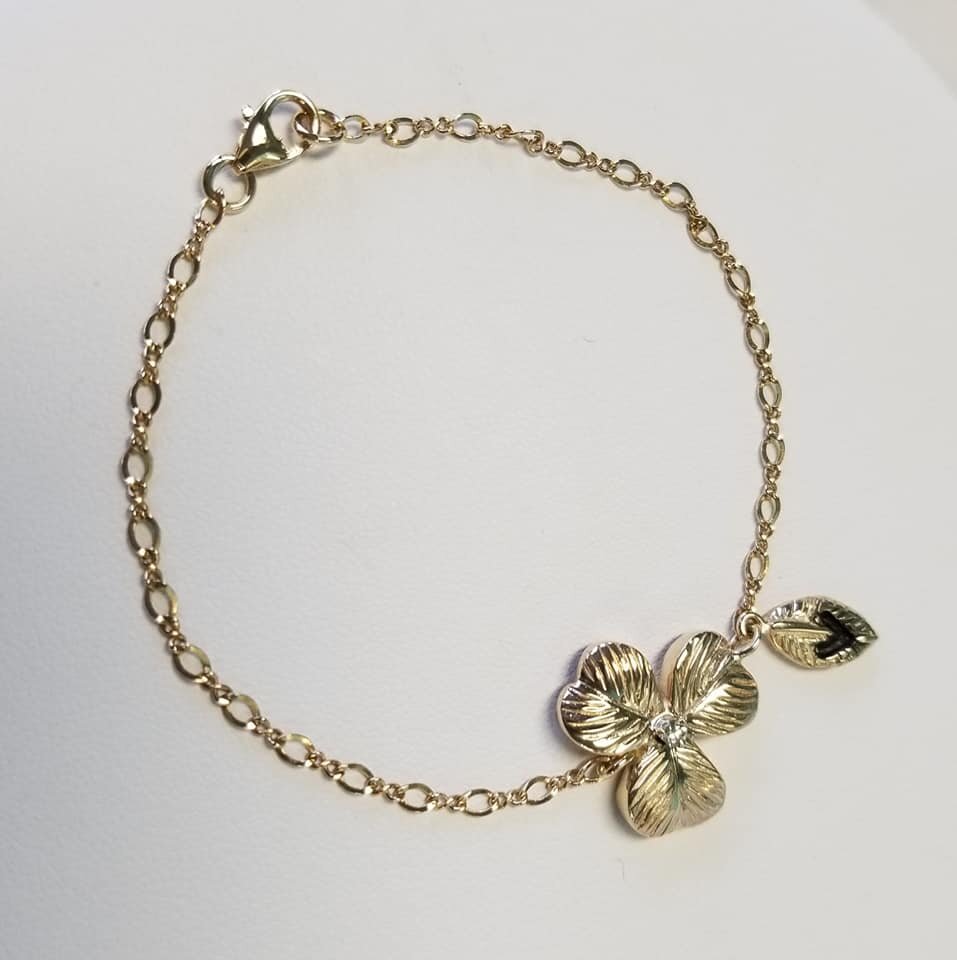 14kt Yellow Gold Shamrock Bracelet