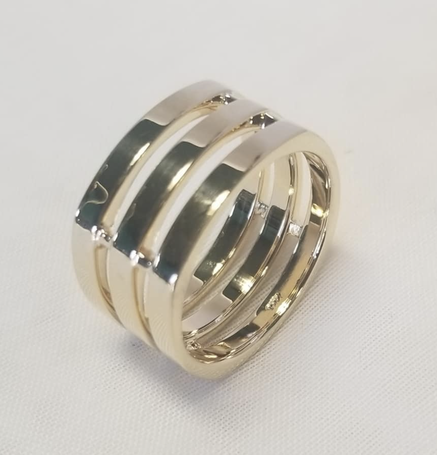 14kt Yellow Gold 3 Band Ring