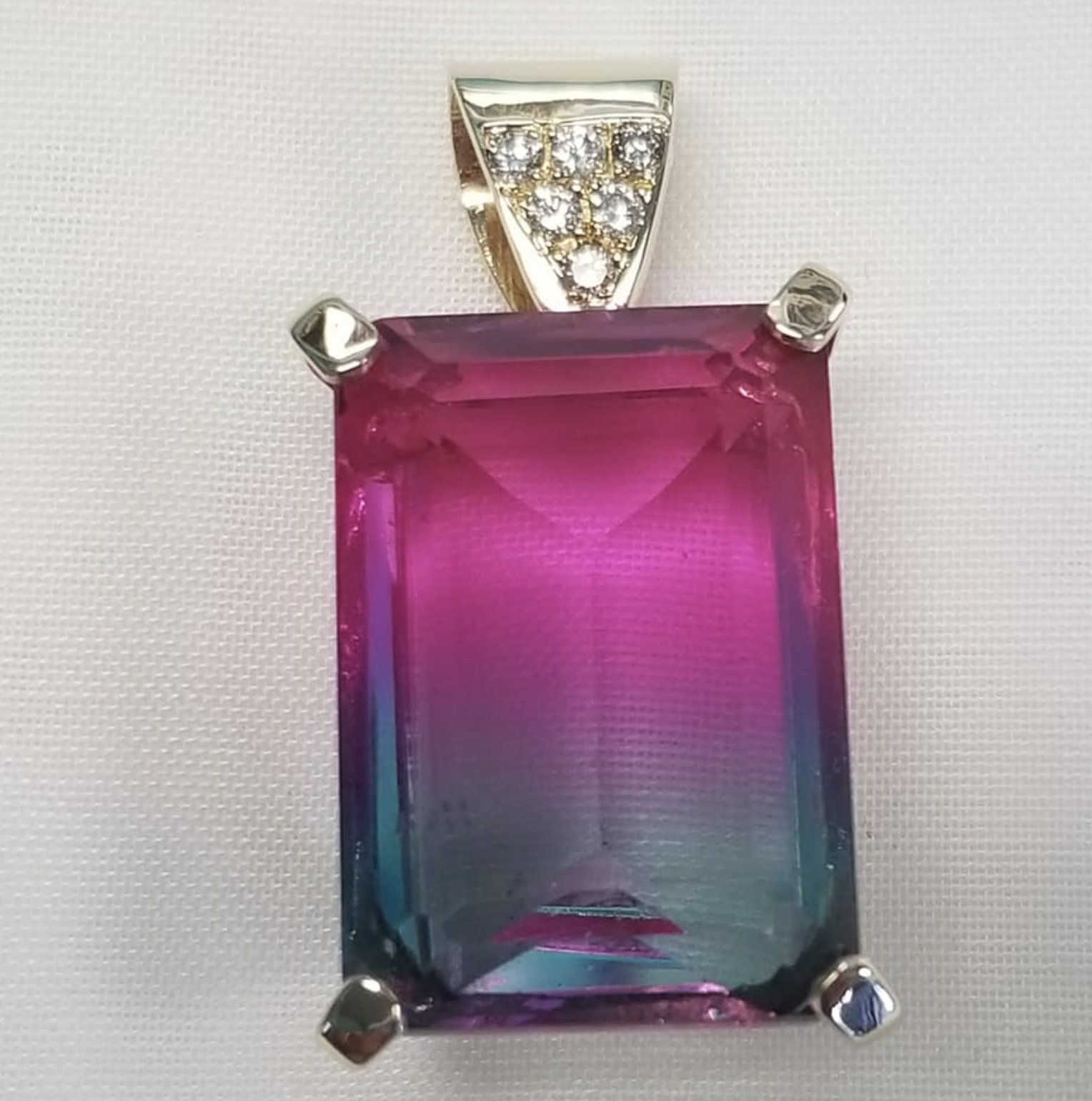 41 ct. Bi-color Quartz and Diamond Pendant Set