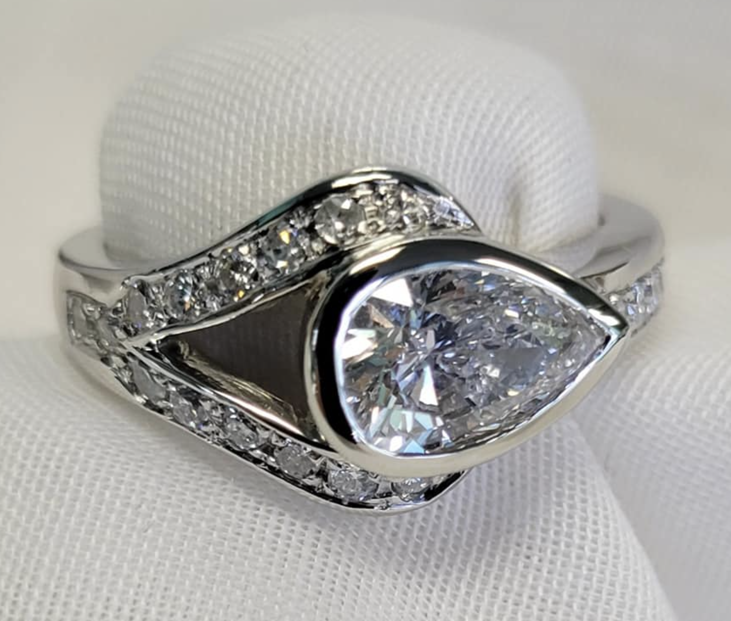 14kt White Gold Diamond Ring