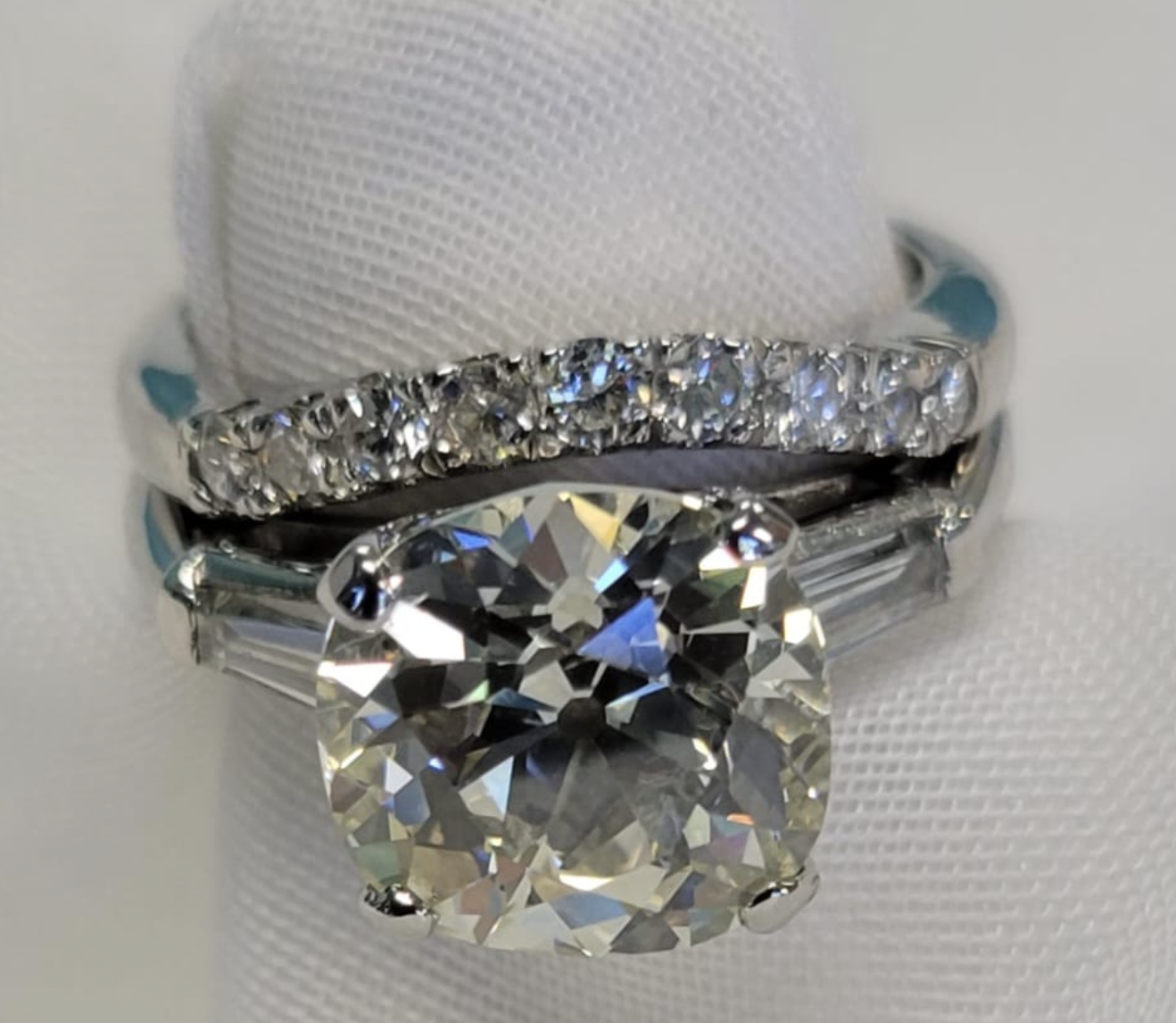 Custom Diamond Wedding Band and Ring set    