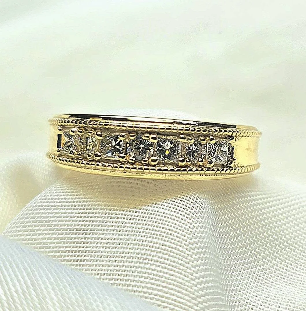 14kt Yellow Gold Mens Wedding Band