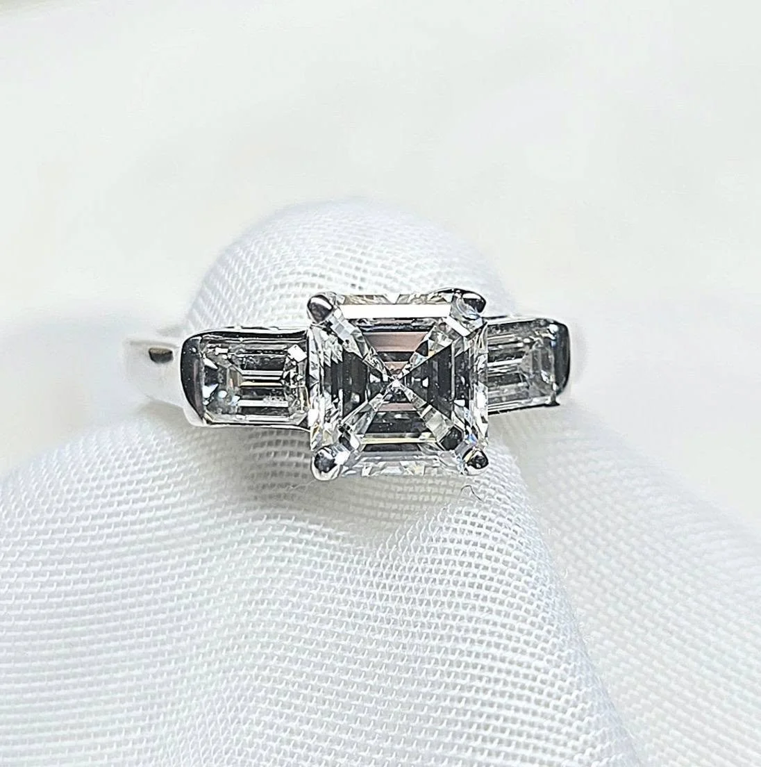 14kt White Gold Engagement Ring