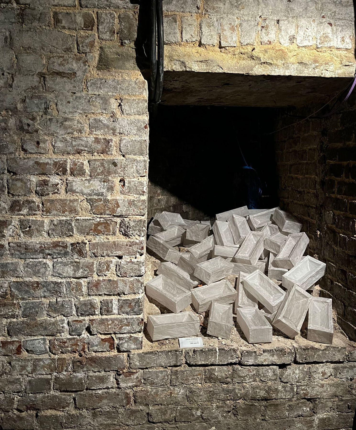 'London Brick' - tracing paper, ink, water - 10 x 7 x 22 cm - 2022