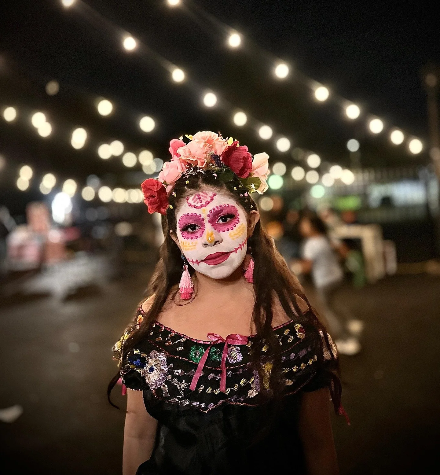 On Sunday, November 2nd, The Garage hosted a D&iacute;a de Los Muertos Community Celebration: an evening filled with music, dancing, and joyful remembrance as community members of all ages and cultures filled our Avondale Garage to bursting in the be