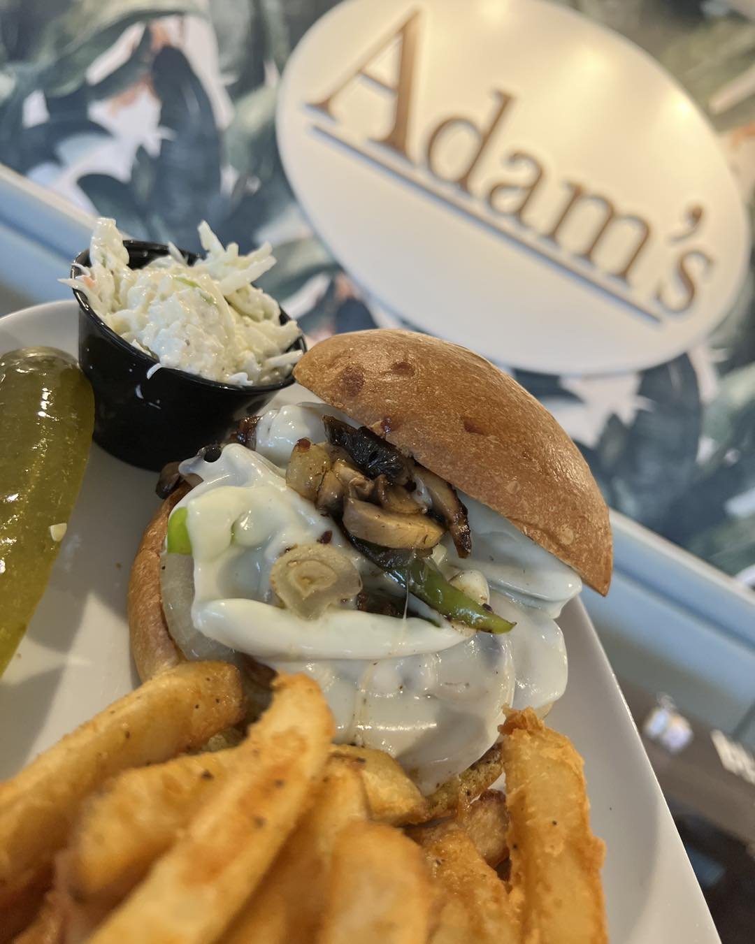 Let&rsquo;s have some dinner tonight! 🤩🤩🤩🤩

18th &amp; the Boardwalk in North Wildwood
View our Menu📲www.theadamsrestaurant.com