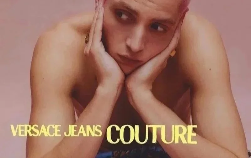 Versace-Jeans-Couture-Campaign-Men-Spring-Summer-2022-001.jpg
