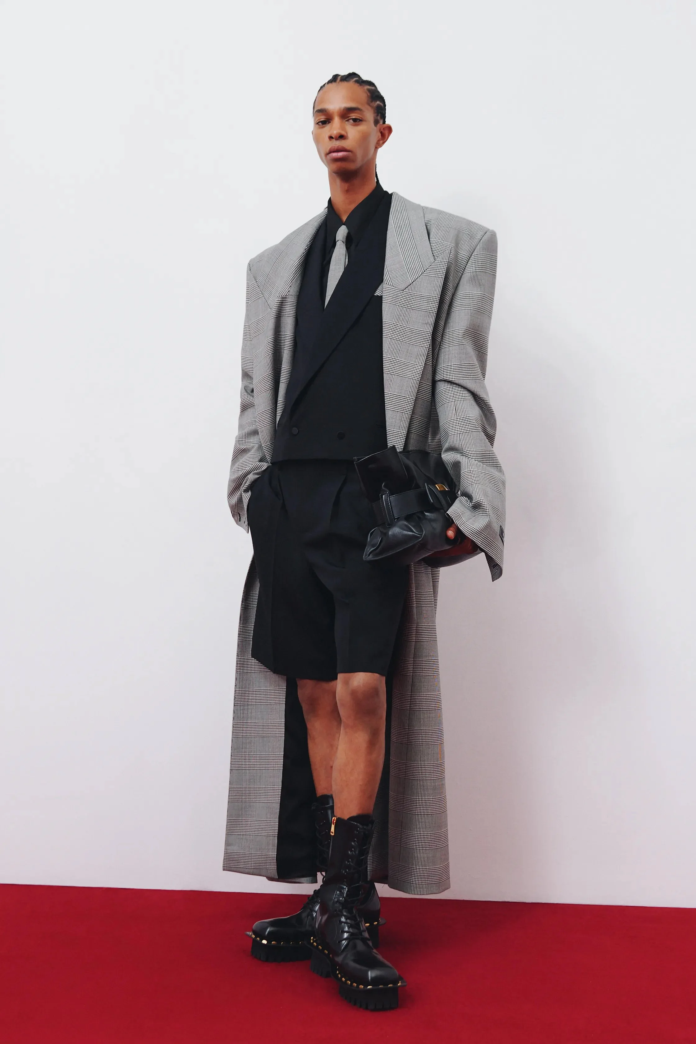 00024-balmain-resort-2026-menswear-credit-brand copie.jpg