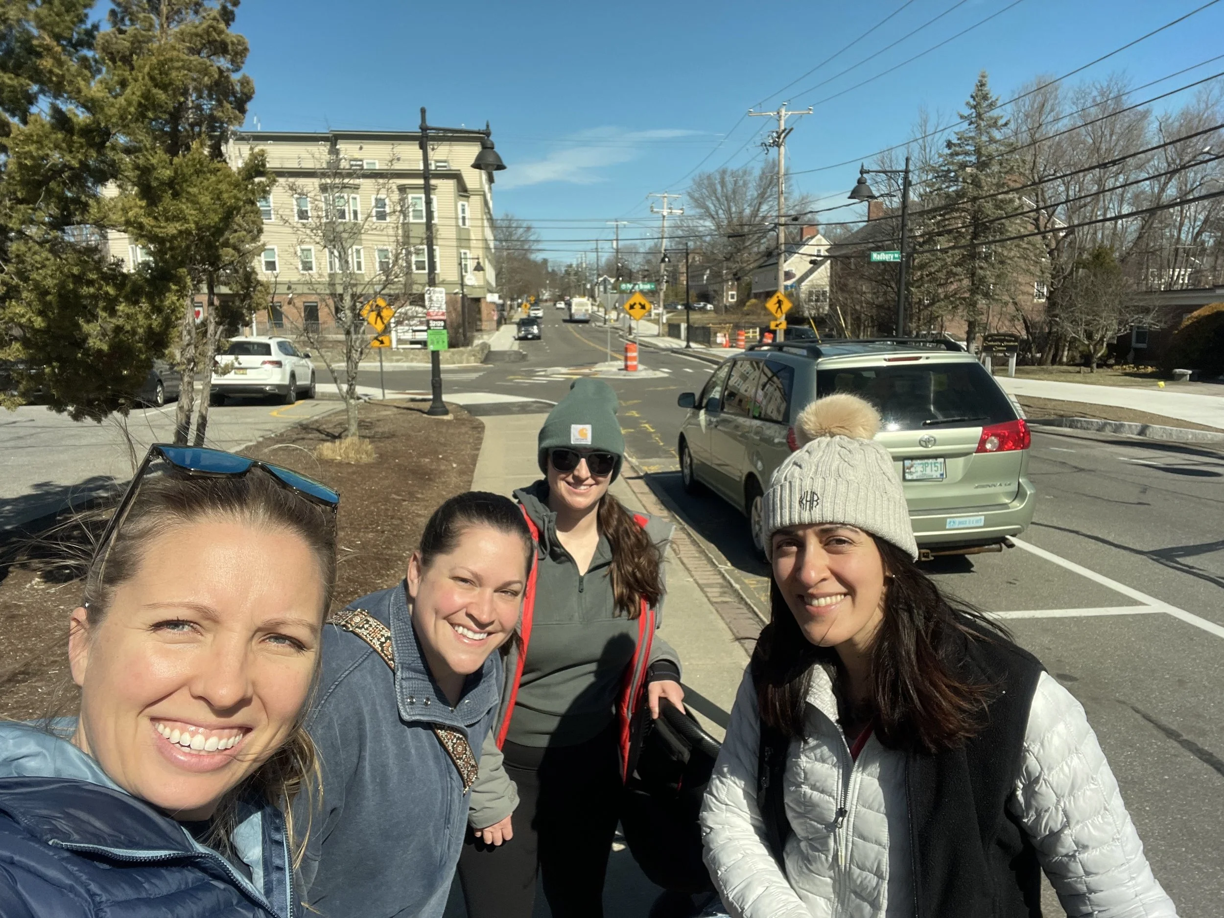 mom-walk-club