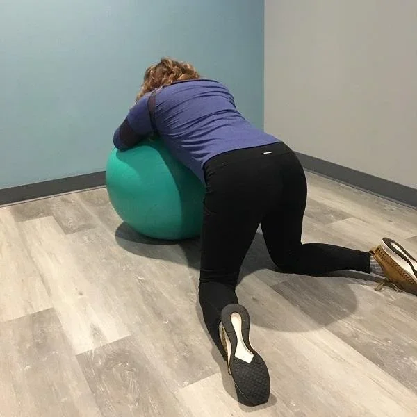pelvic-outlet-labor-exercise