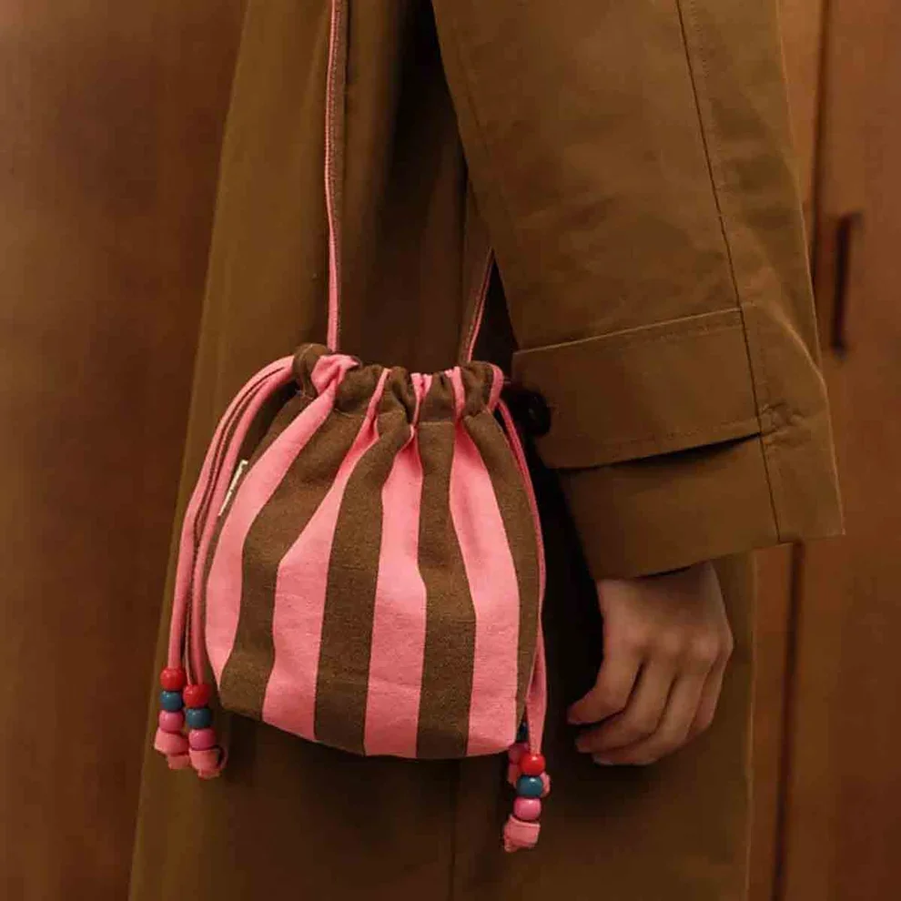 BILLIE_STRIPES_FUNKY_PINK_OLIVE.webp