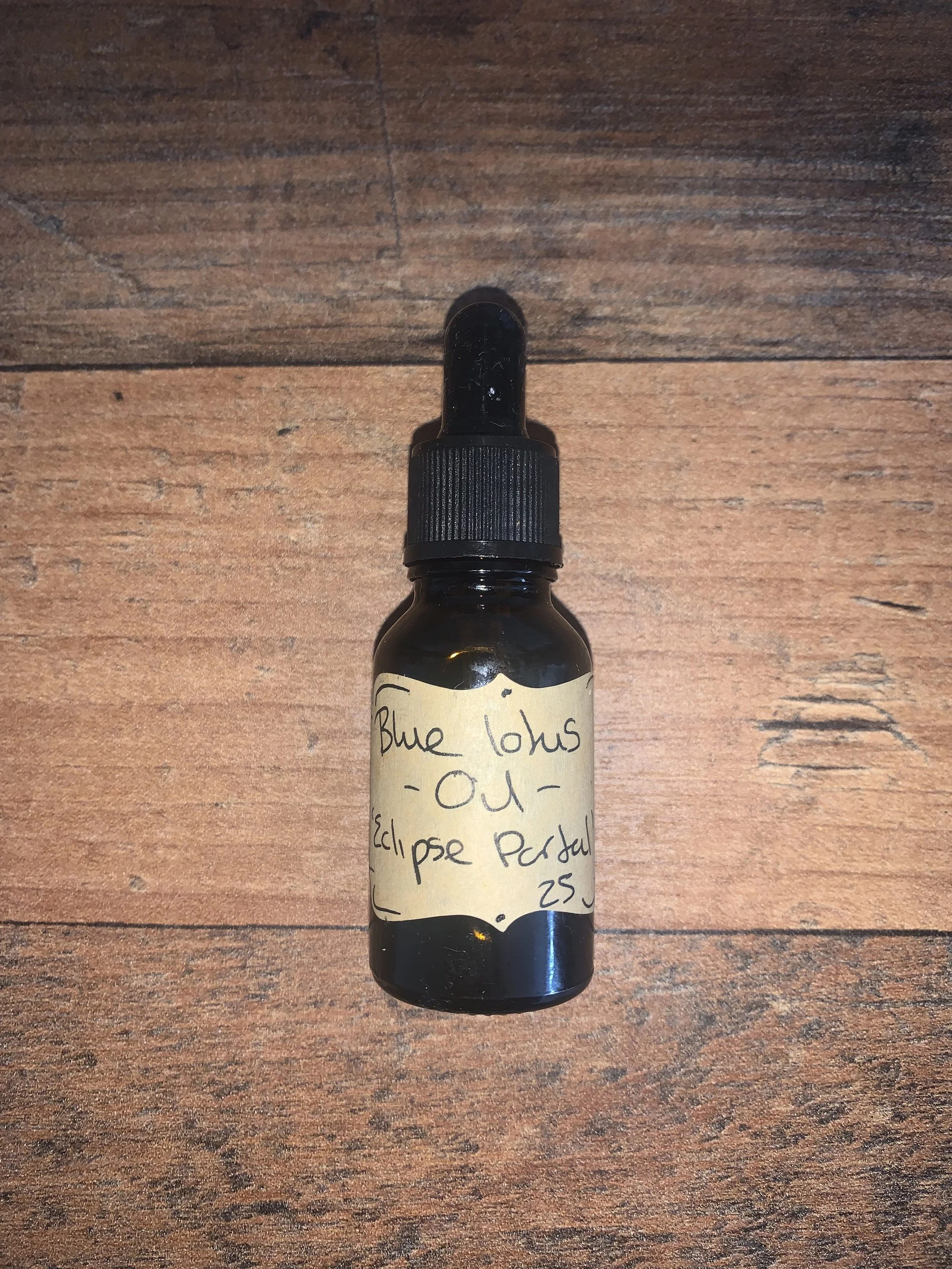 Blue Lotus Oil 15g.jpg