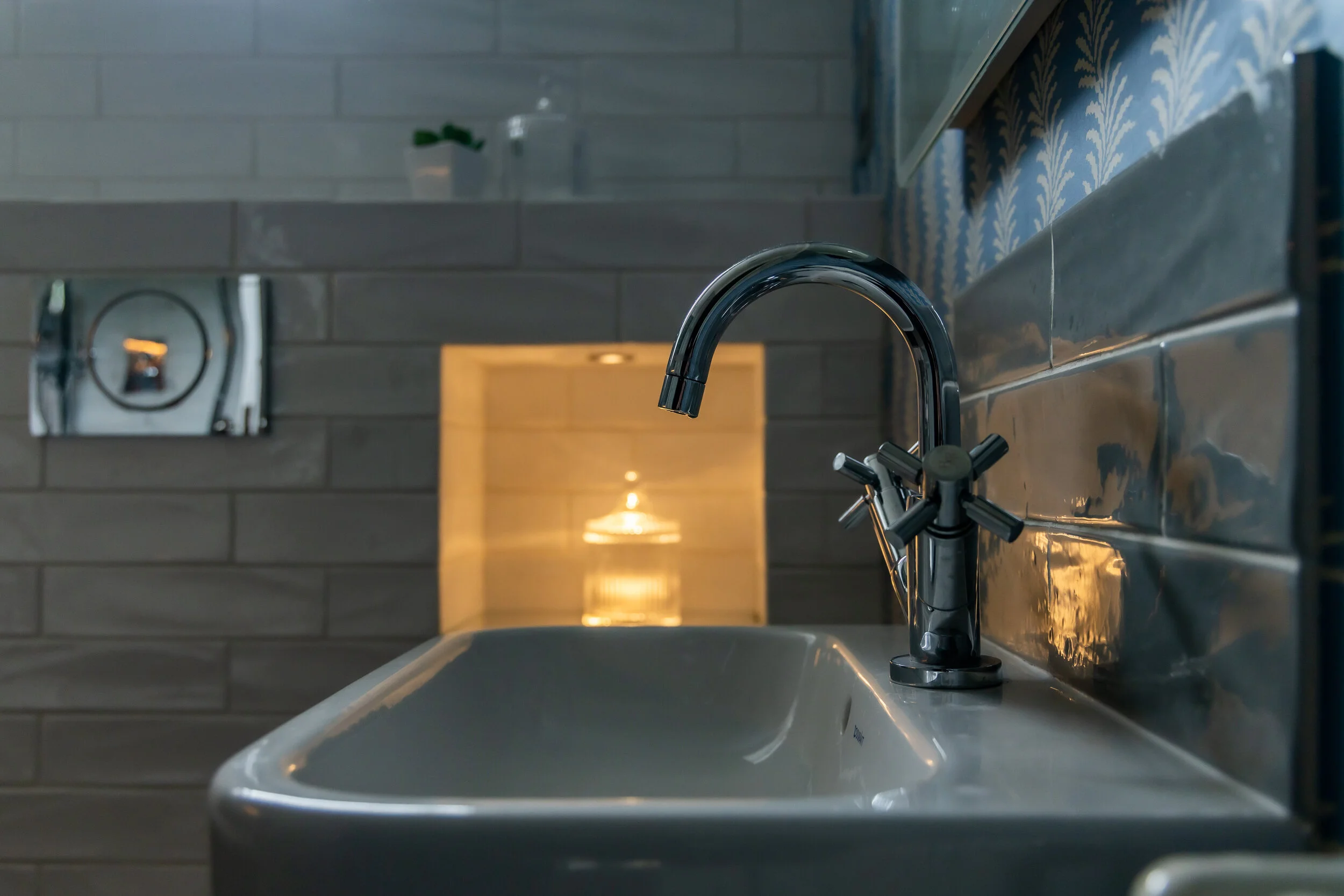 photos  (6 of 9).jpg