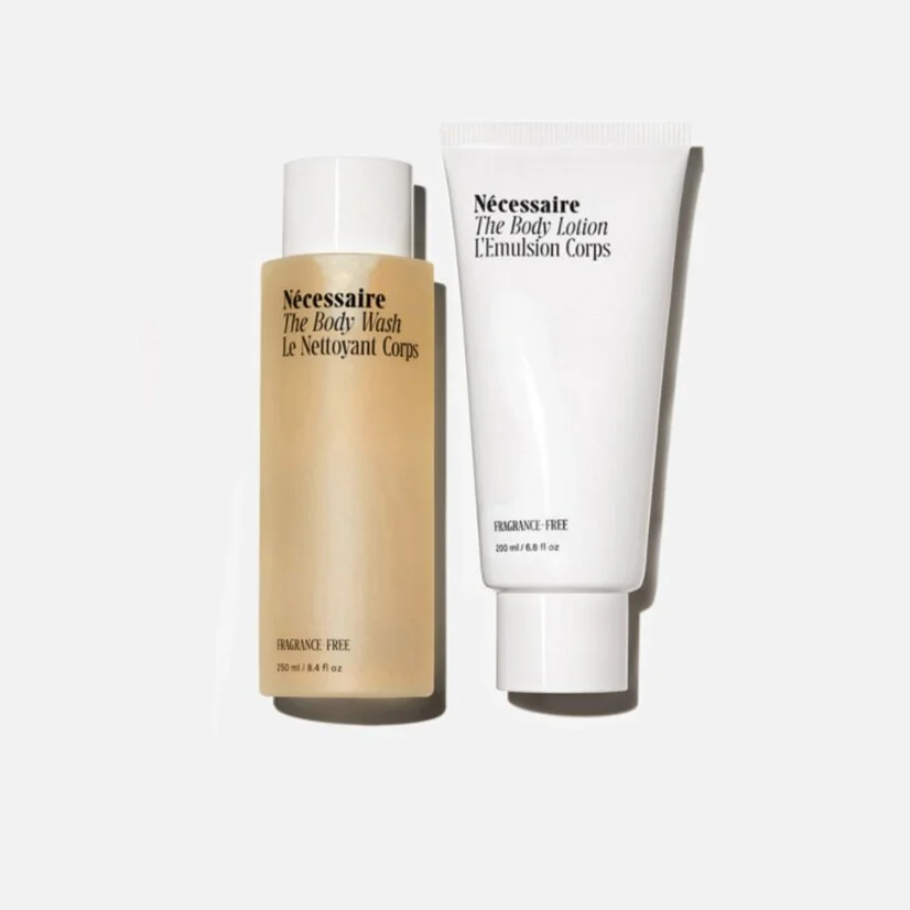 necessaire-black-friday-sale-clothes-and-water