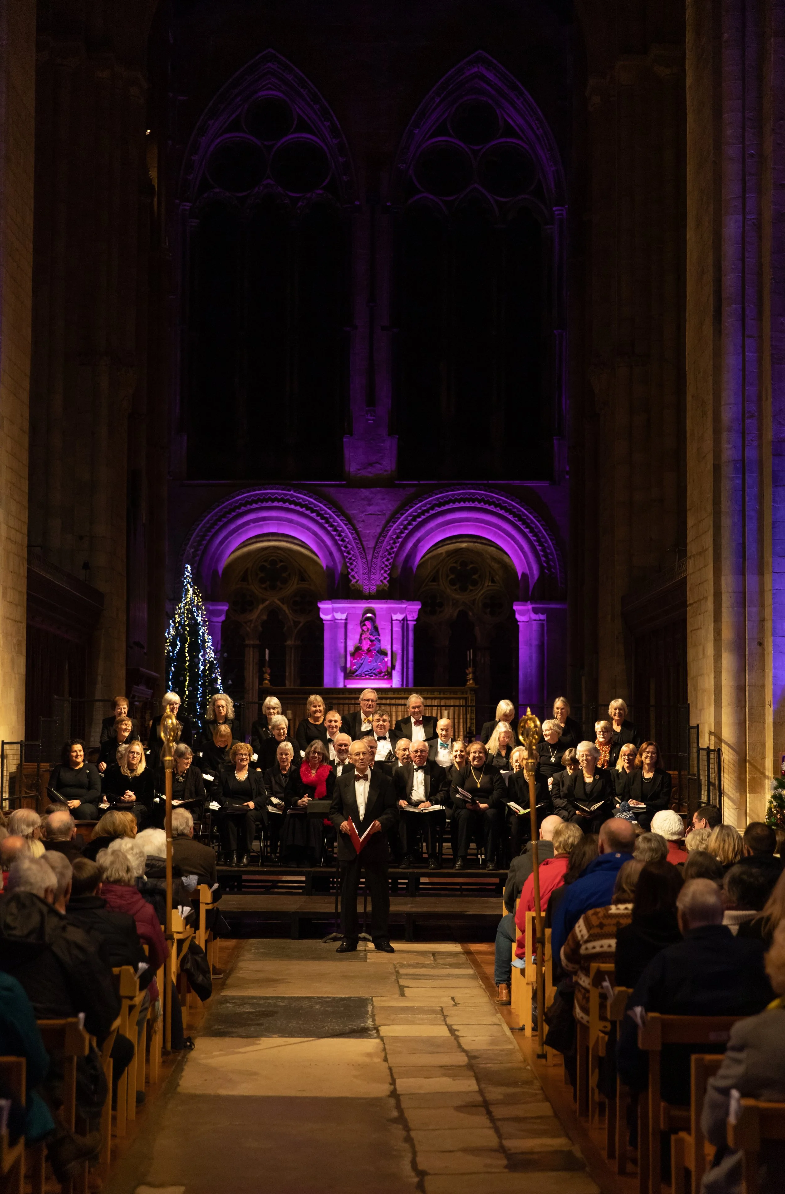 A Carolling Christmas at Romsey Abbey