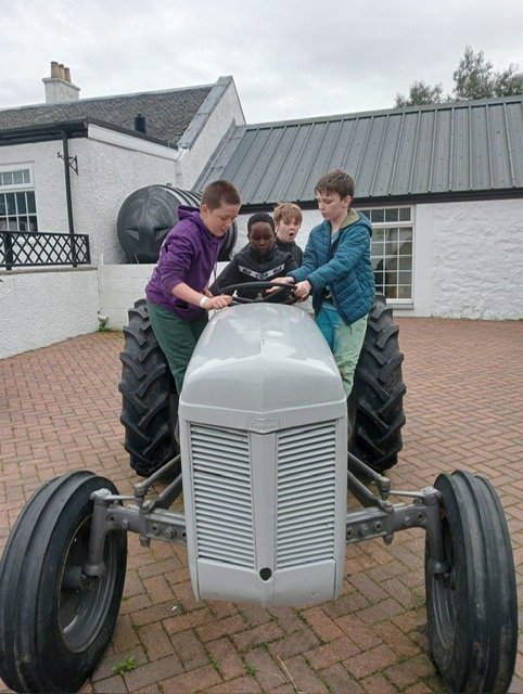 tractor (1).jpeg