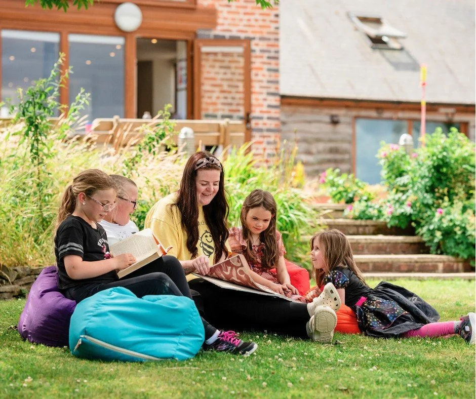 Pen y Bryn children reading.jpg