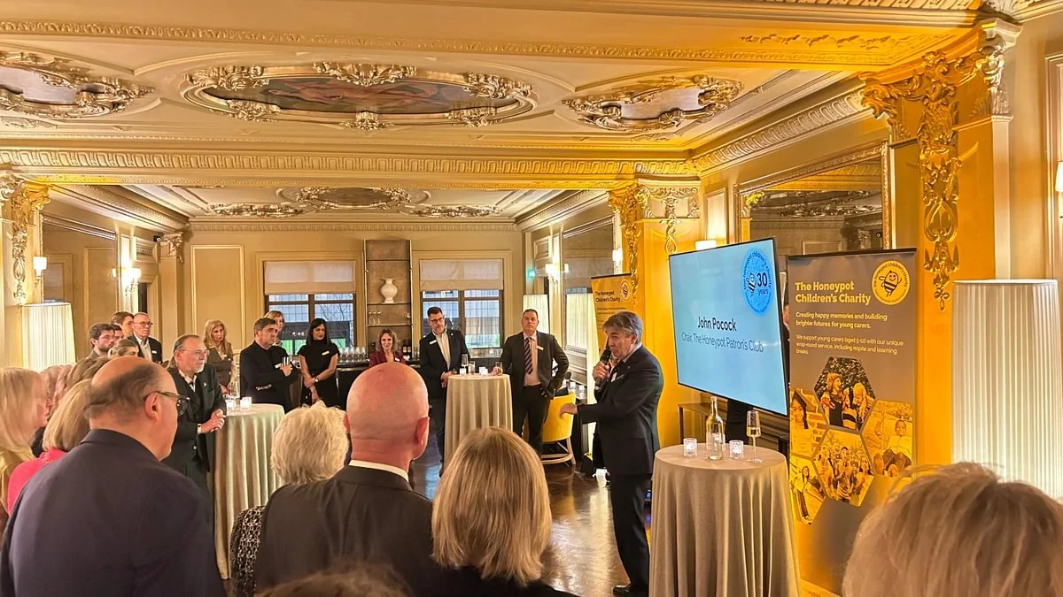 Patrons' Club Reception 1.jpg