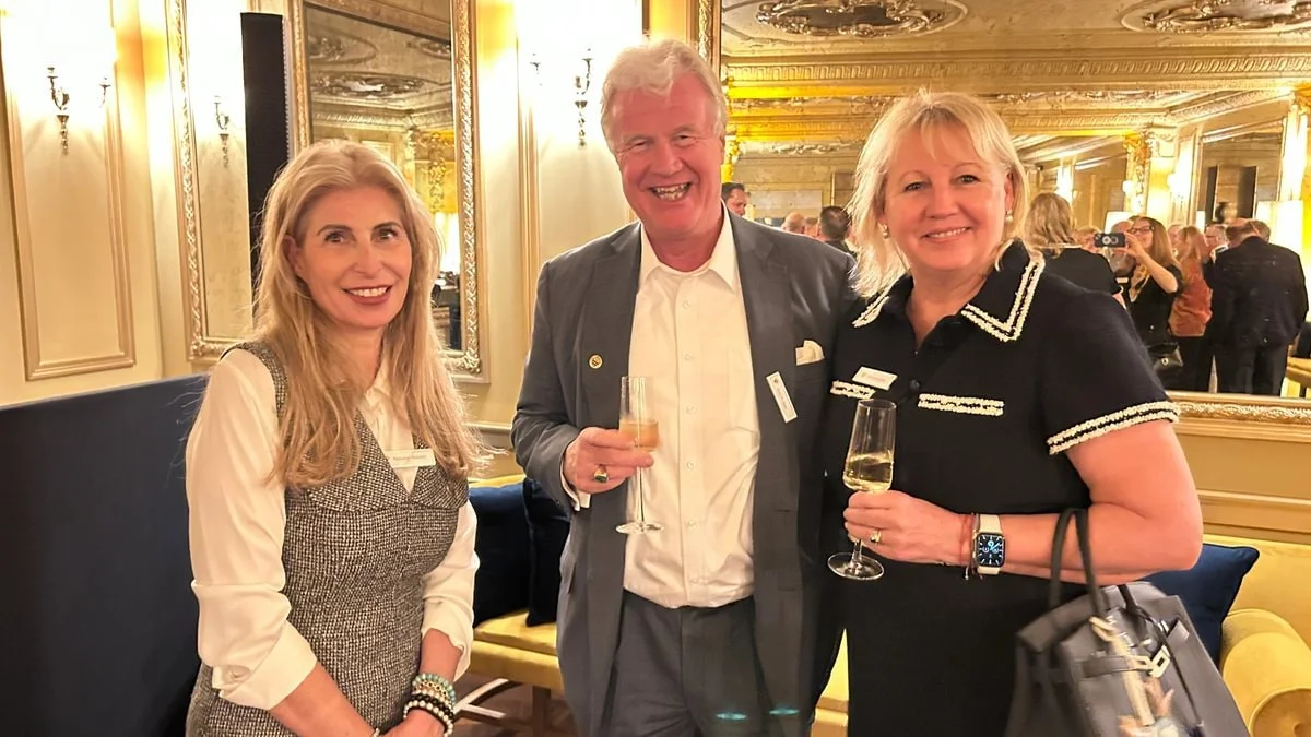 Patrons' Club Reception 5.jpg