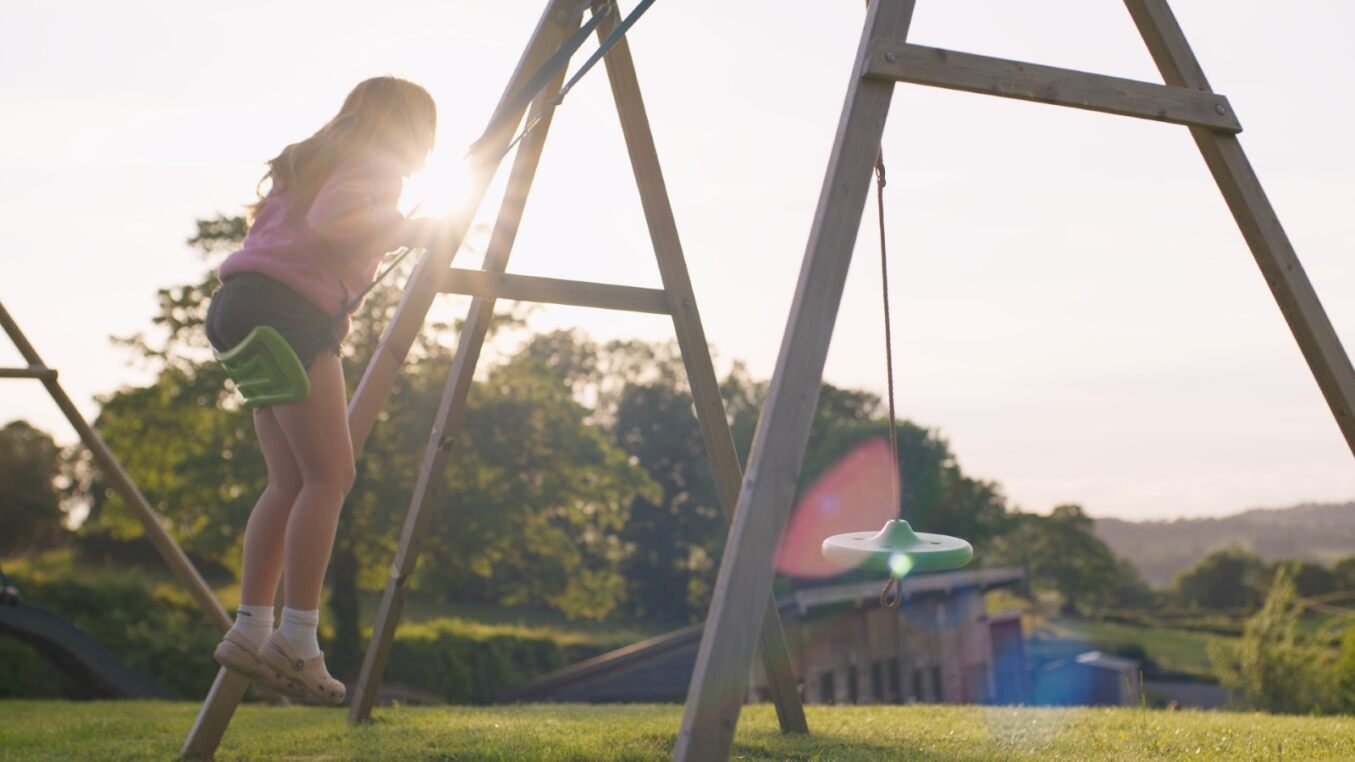 Press Release: Children’s Commissioner for Wales to visit Honeypot’s Pen y Bryn home to meet young carers 