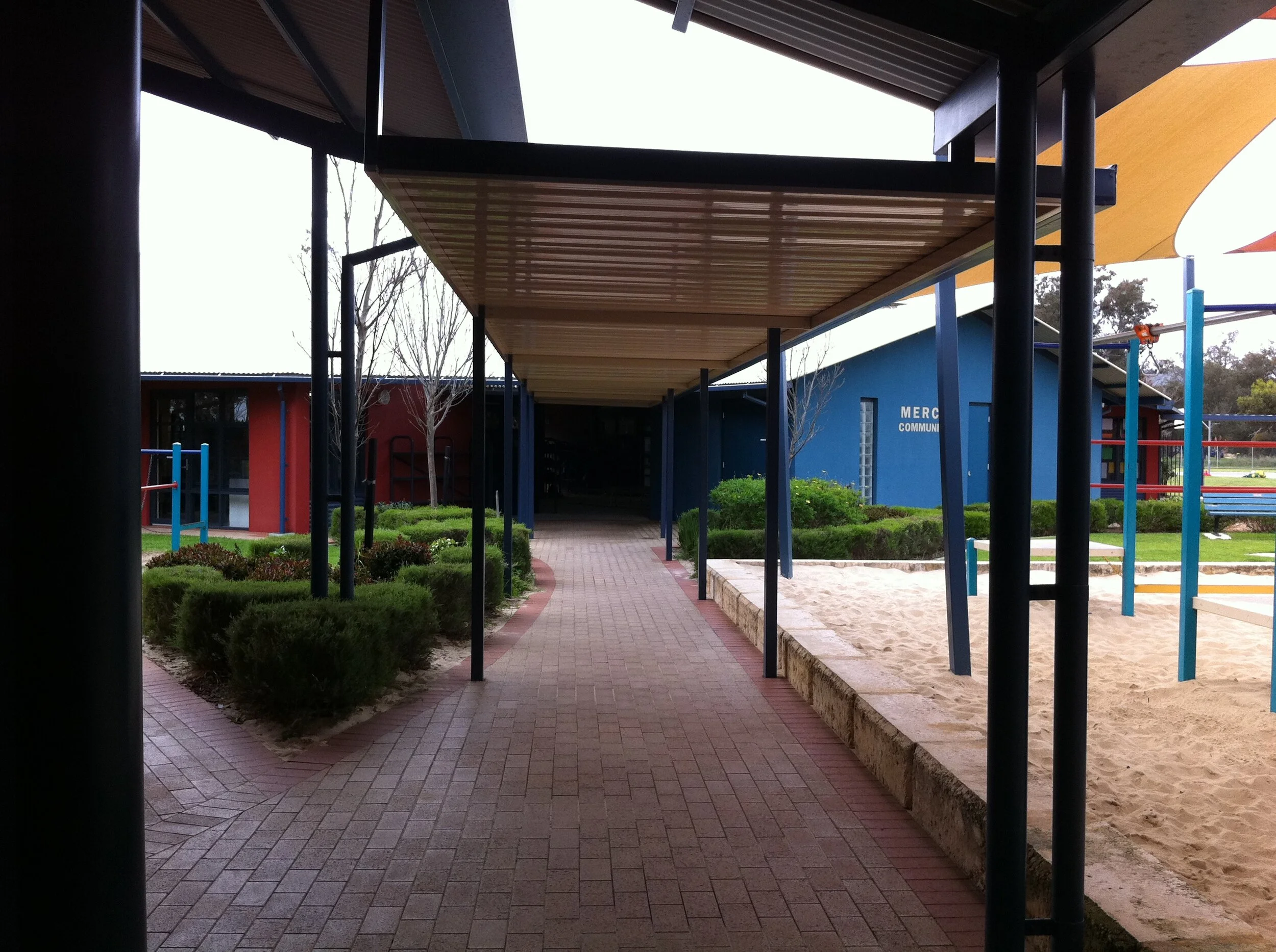 Xavier Catholic school walk way.JPG