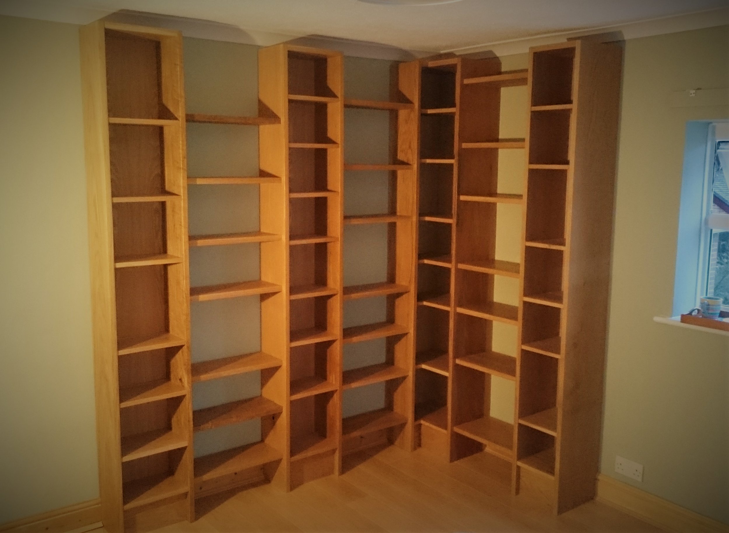 Oak Shelving 3.jpg