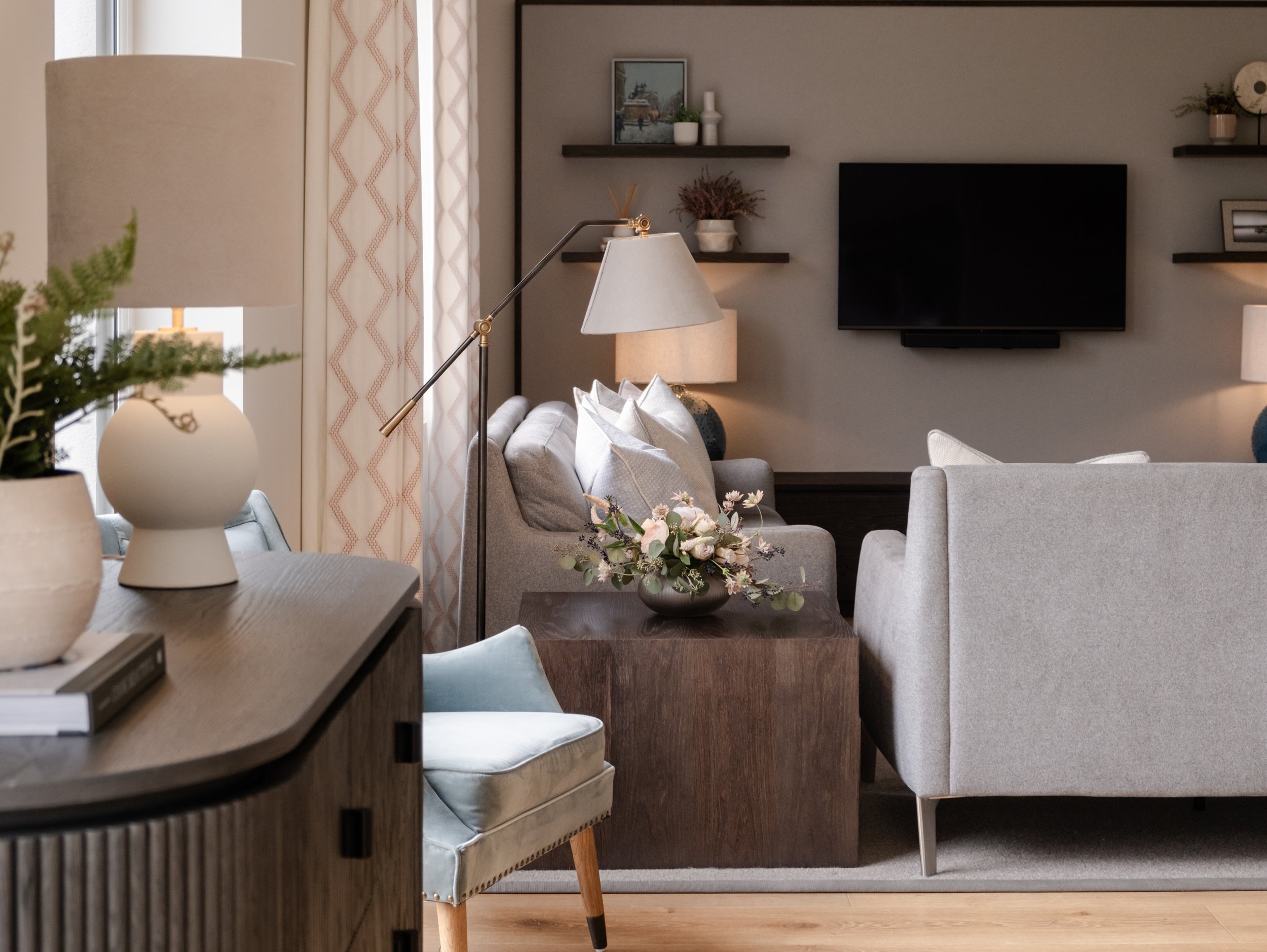 3rd image, second row, to right.JPG