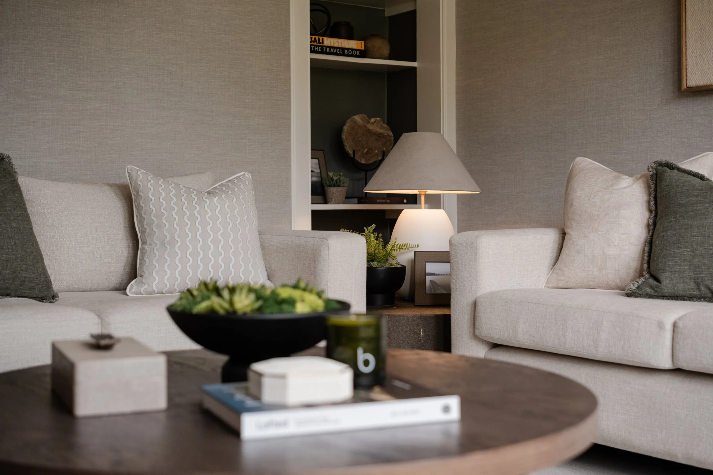 5th image, third row, to right.JPG