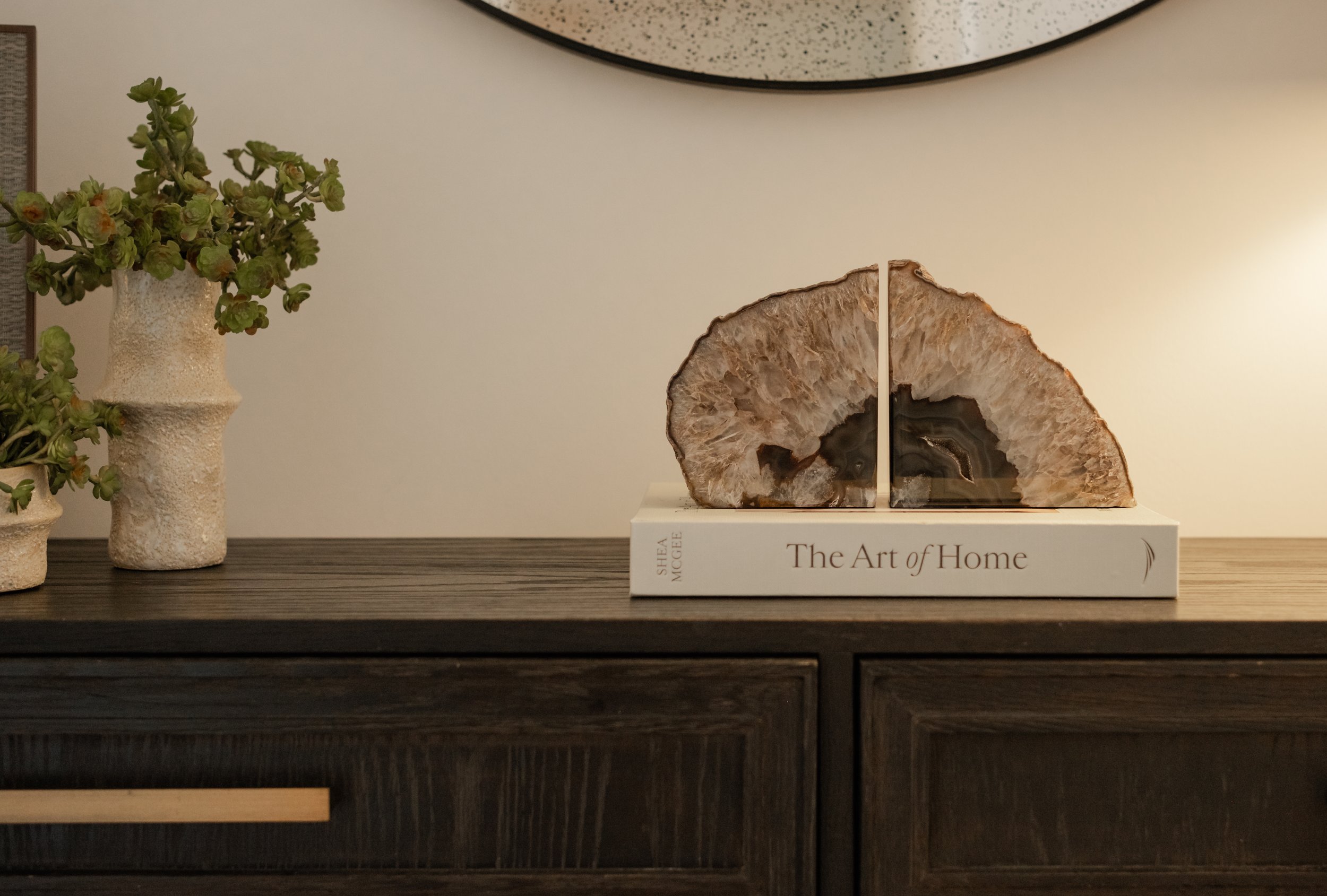 6th image, fourth row, to right.JPG