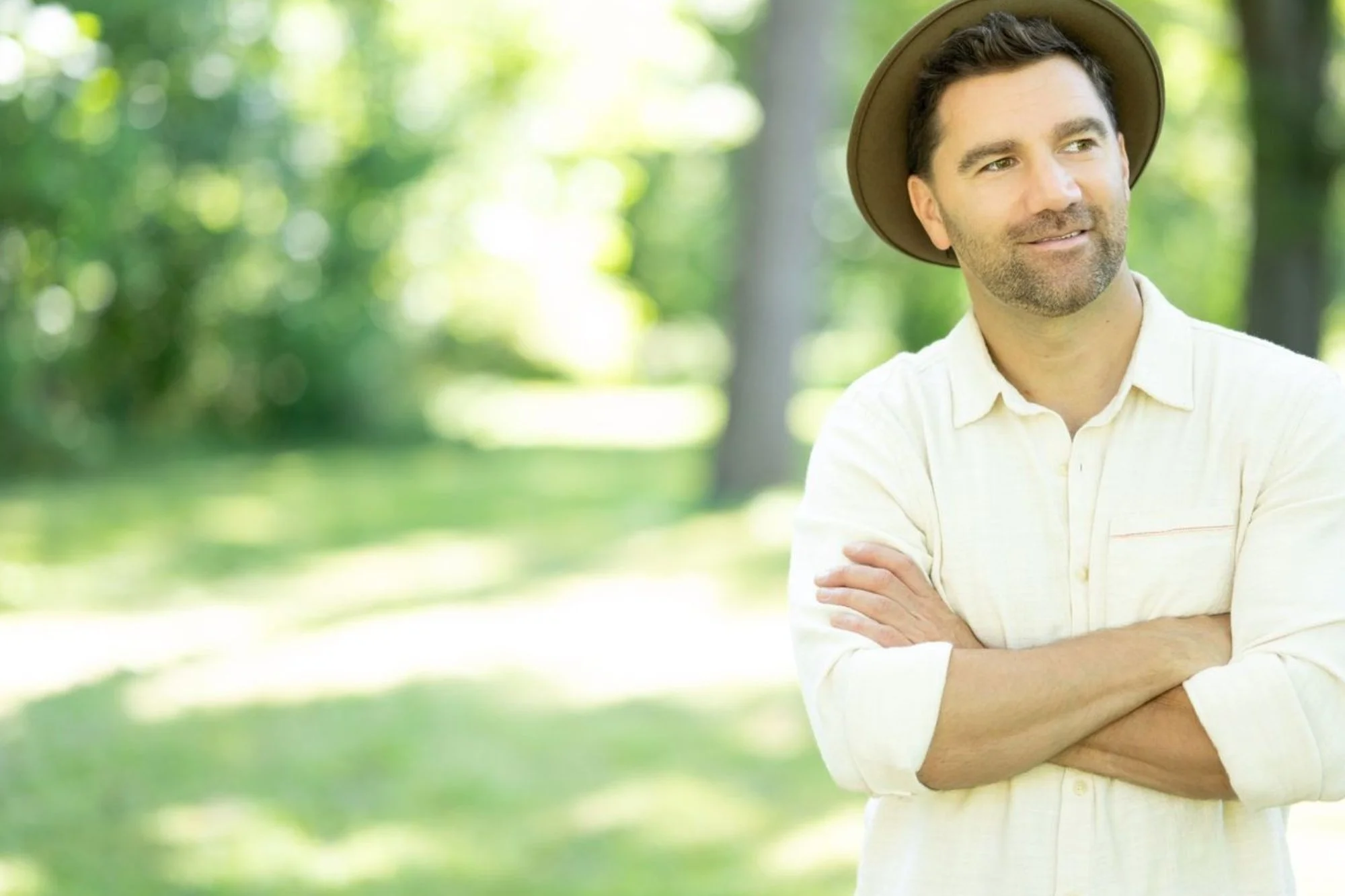 Award-Winning Indie Folk Artist Eli Lev to Perform at The Mainstay in Rock Ha