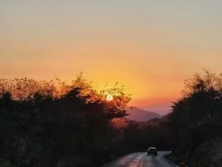 One of our teams of volunteers is actively serving in Chiapas, Mexico, and Nancy, a volunteer, was moved by one of the sunsets there. Read Nancy&rsquo;s full reflection and more from the Chiapas journey at the link in our bio.
&ldquo;Sunsets and refl