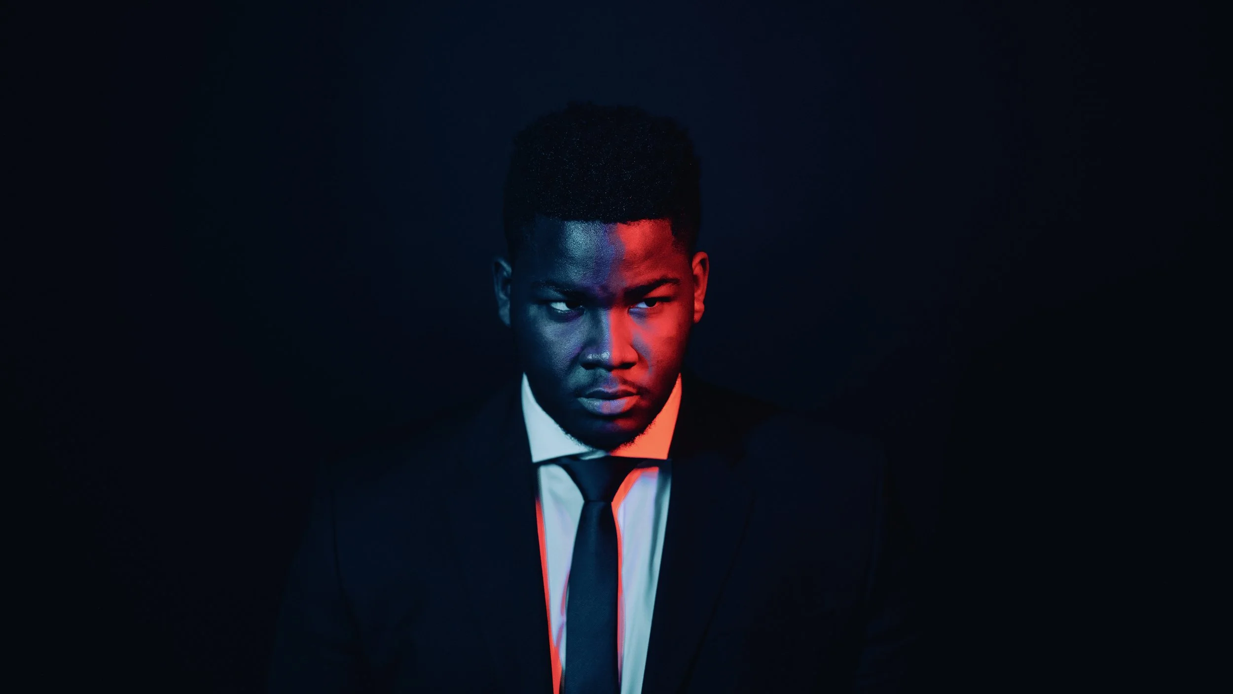 KAR33M Headshot .JPG