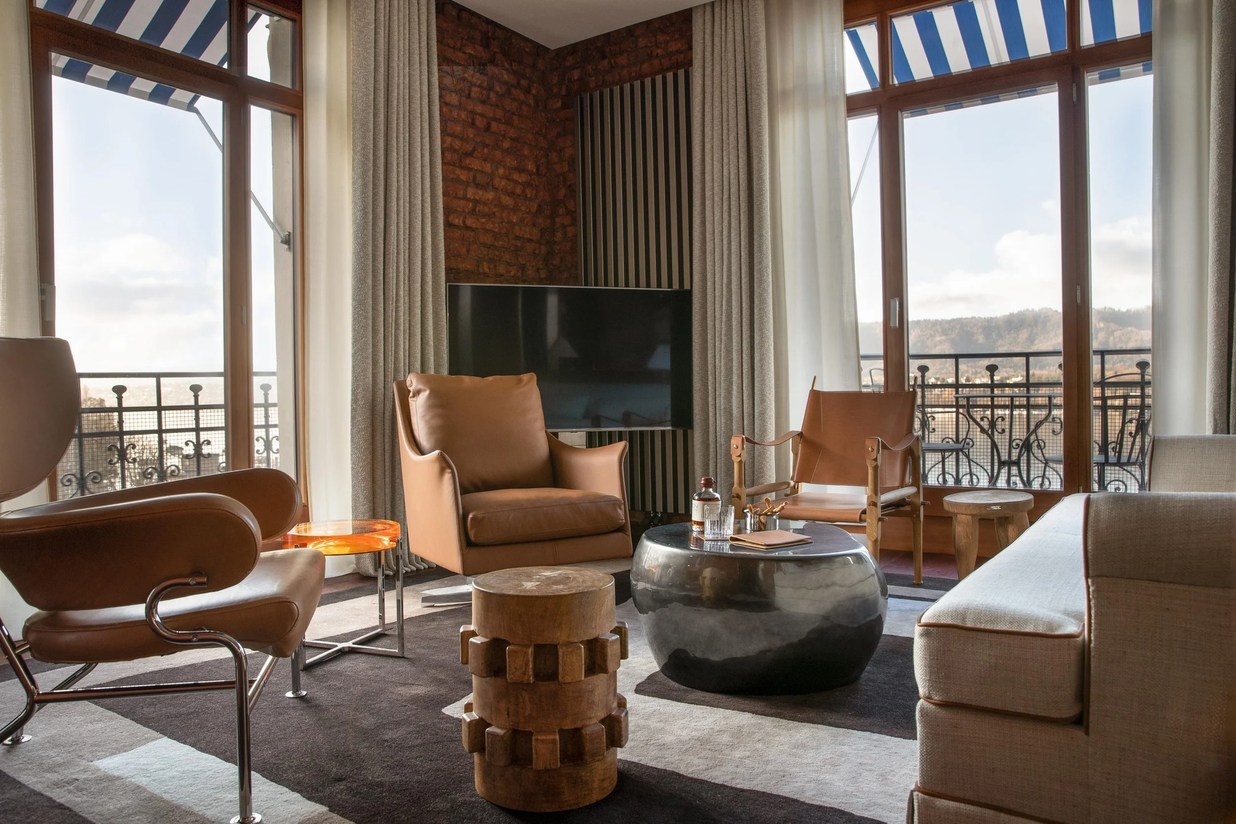 lrz_accommodation_suites_edensuite_gregoiregardette_HD_40010 (1).jpg