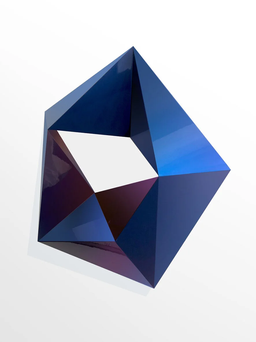 Hanna Roeckle, Rosetta Mutation, 2021, Paint on SWISSCDF, 100 x 100 x 25 cm.