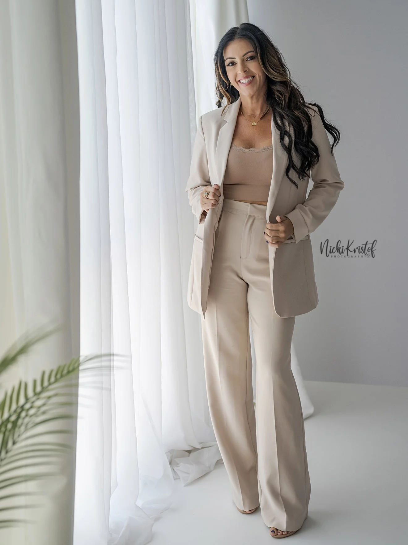 YolanaHillPhoto-100.png