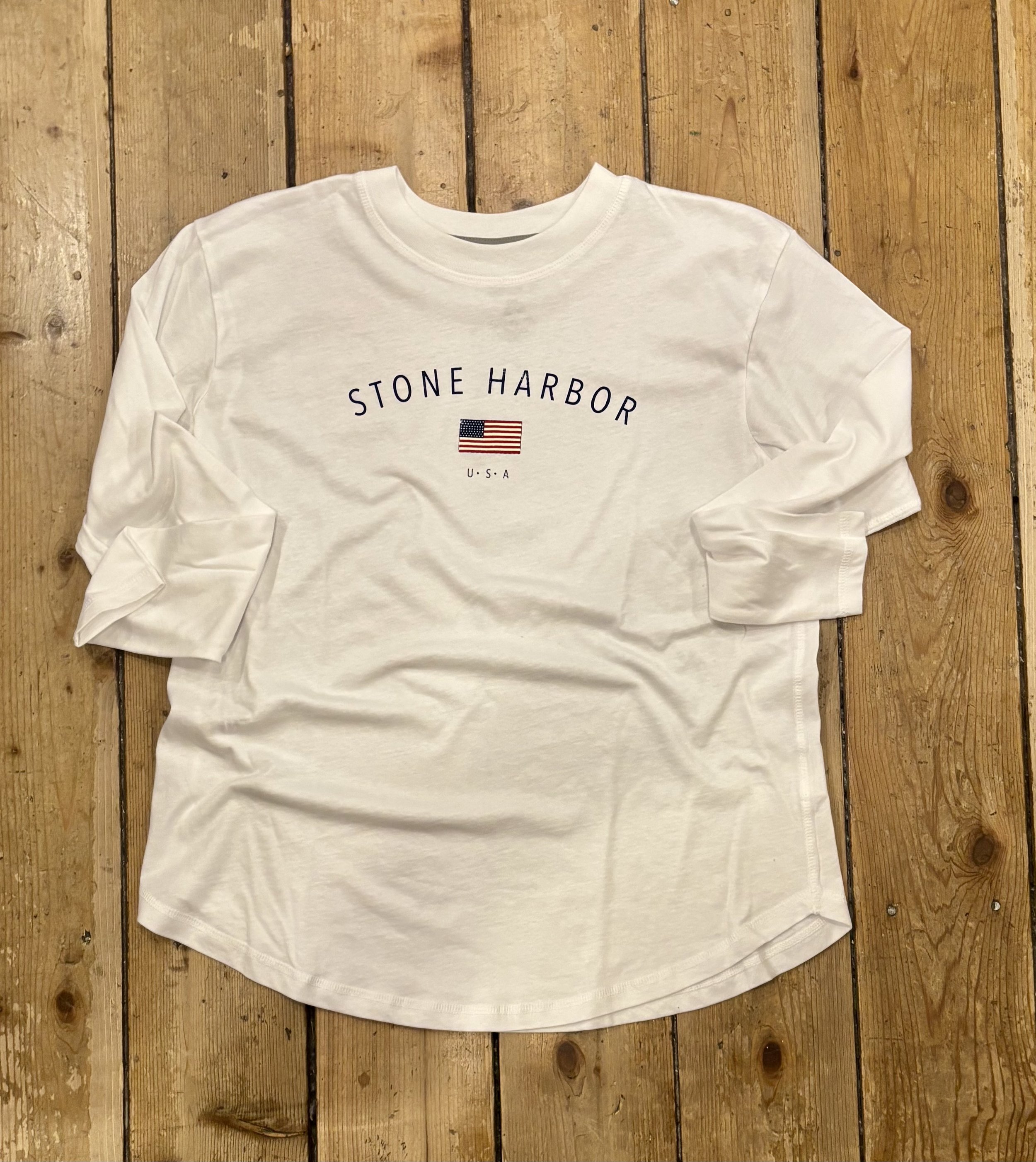 STONE HARBOR | LADIES LONGSLEEVE TSHIRT W/ FLAG DESIGN
