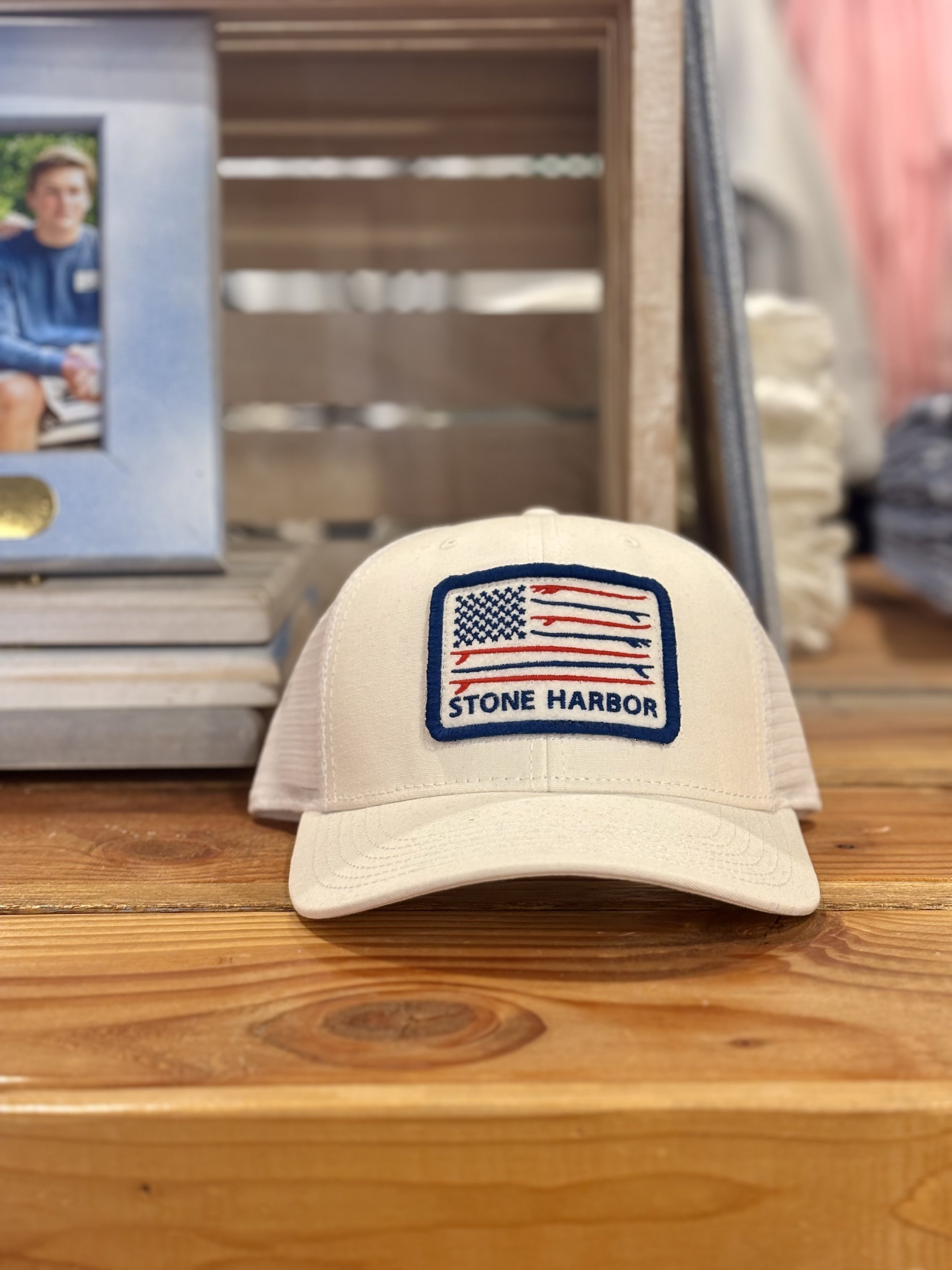 STONE HARBOR | ADULT LEGACY TRUCKER W/ SURF FLAG